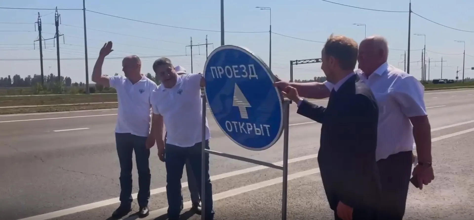 Губернатор Алтайского края и глава Росавтодора открыли движение на обновленном участке Чуйского тракта