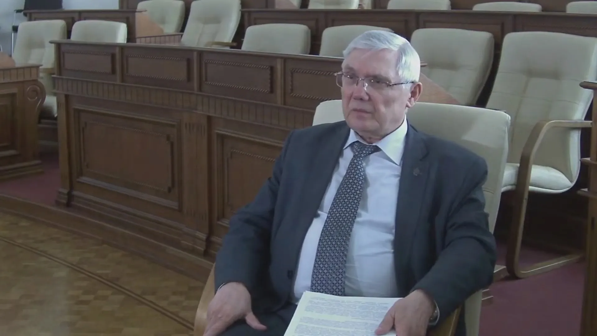 Звание «Заслуженный изобретатель России» присвоили алтайскому врачу