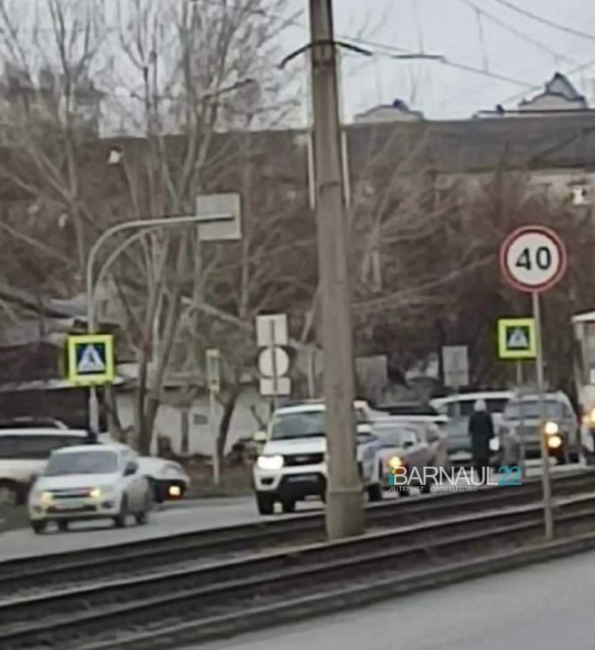 Неизвестные сбили двух девочек в Барнауле