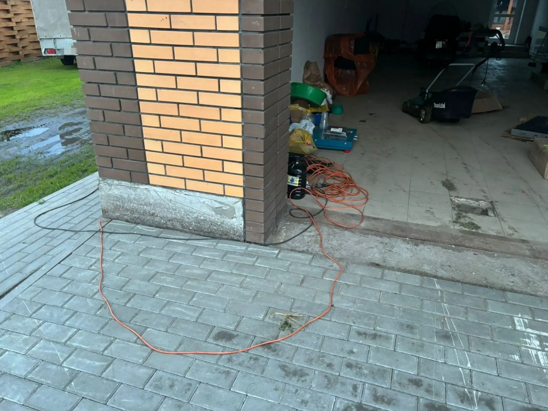 17-летний парень погиб после работы газонокосилкой в Панкрушихинском районе 17-летний парень погиб после работы газонокосилкой в Панкрушихинском районе