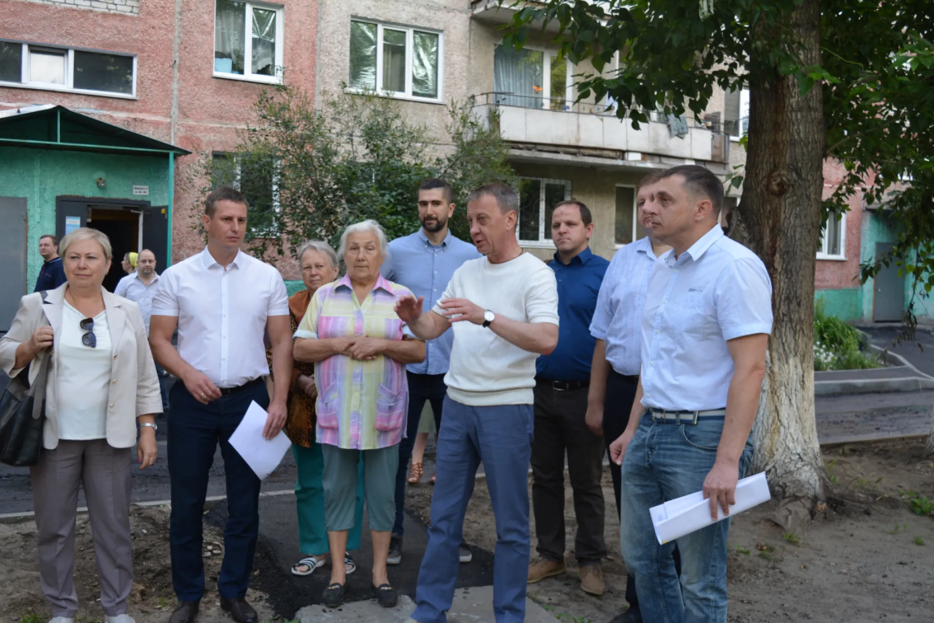 Несколько десятков дворов Барнаула ждёт капитальный ремонт