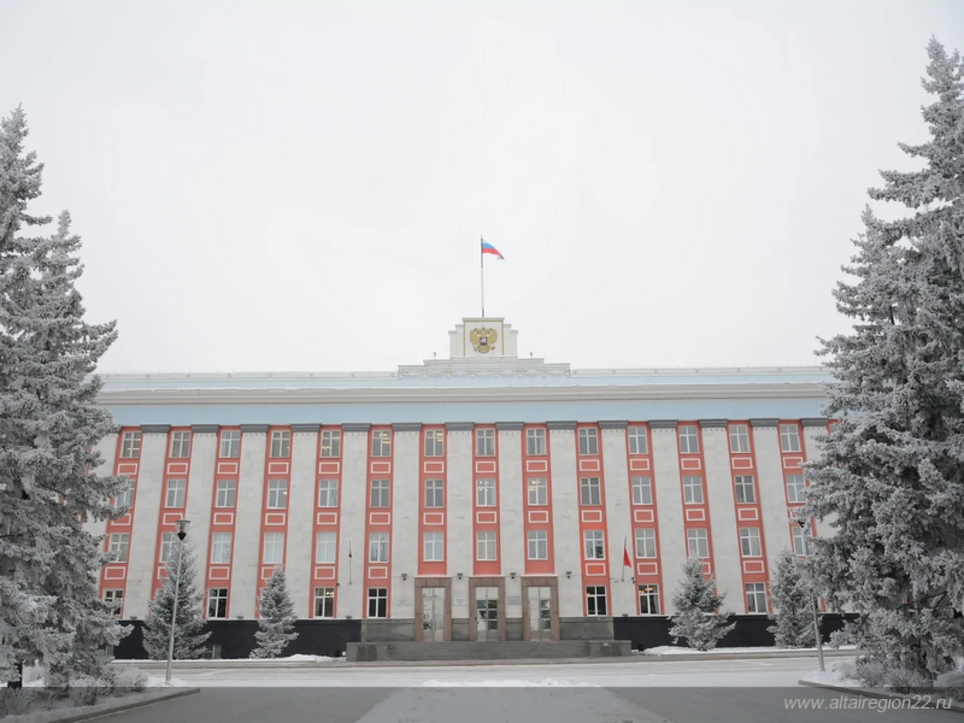 Члены правительства Алтайского края отчитались о доходах Члены правительства Алтайского края отчитались о доходах