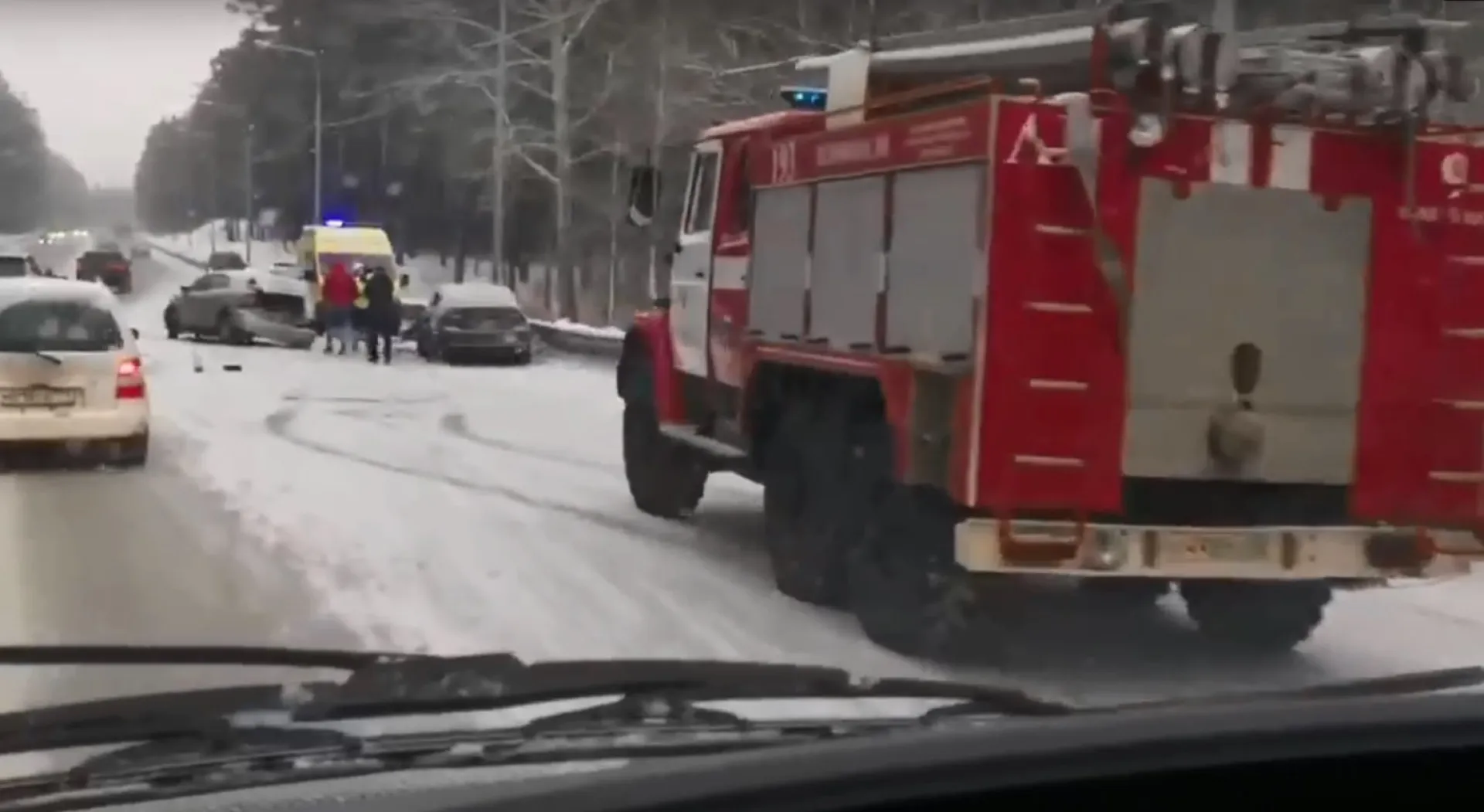 Жесткое ДТП произошло на одной из дорог Барнаула