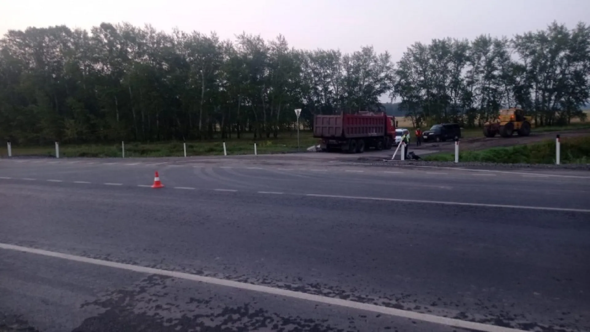 Жителей Алтайского края, ехавших из Ярового, госпитализировали в больницу после серьезного ДТП на трассе К-17Р Жителей Алтайского края, ехавших из Ярового, госпитализировали в больницу после серьезного ДТП на трассе К-17Р