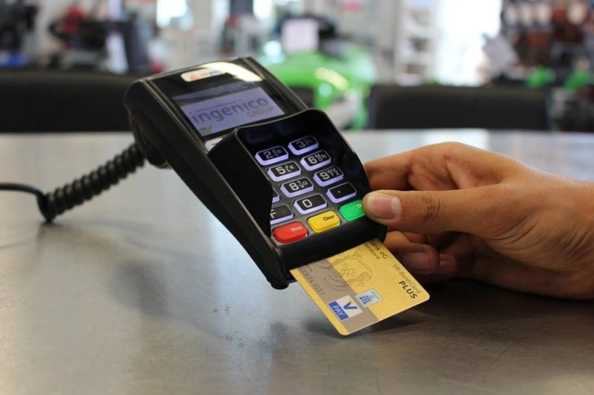 Карты крупнейших российских банков не будут выпускать в UnionPay