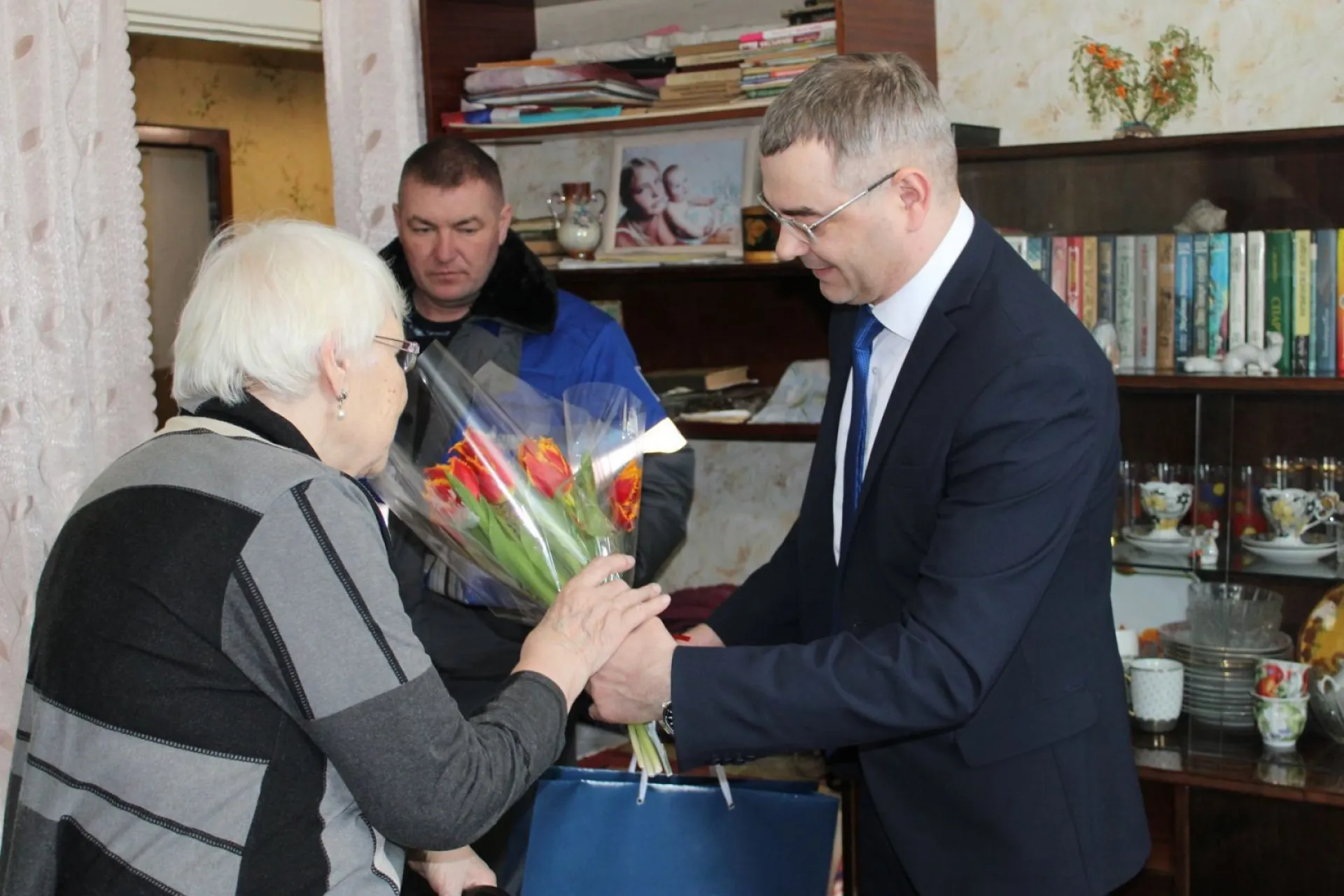 В Алтайском крае газовики подключили к природному газу дома женщин — ветеранов труда, обладающих статусом «дети войны»