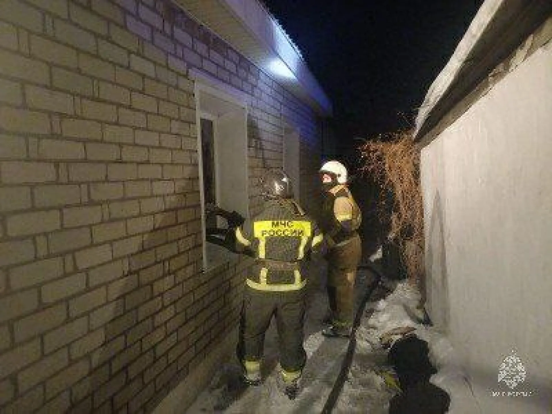 Двое человек спасены на пожаре в Рубцовске Двое человек спасены на пожаре в Рубцовске