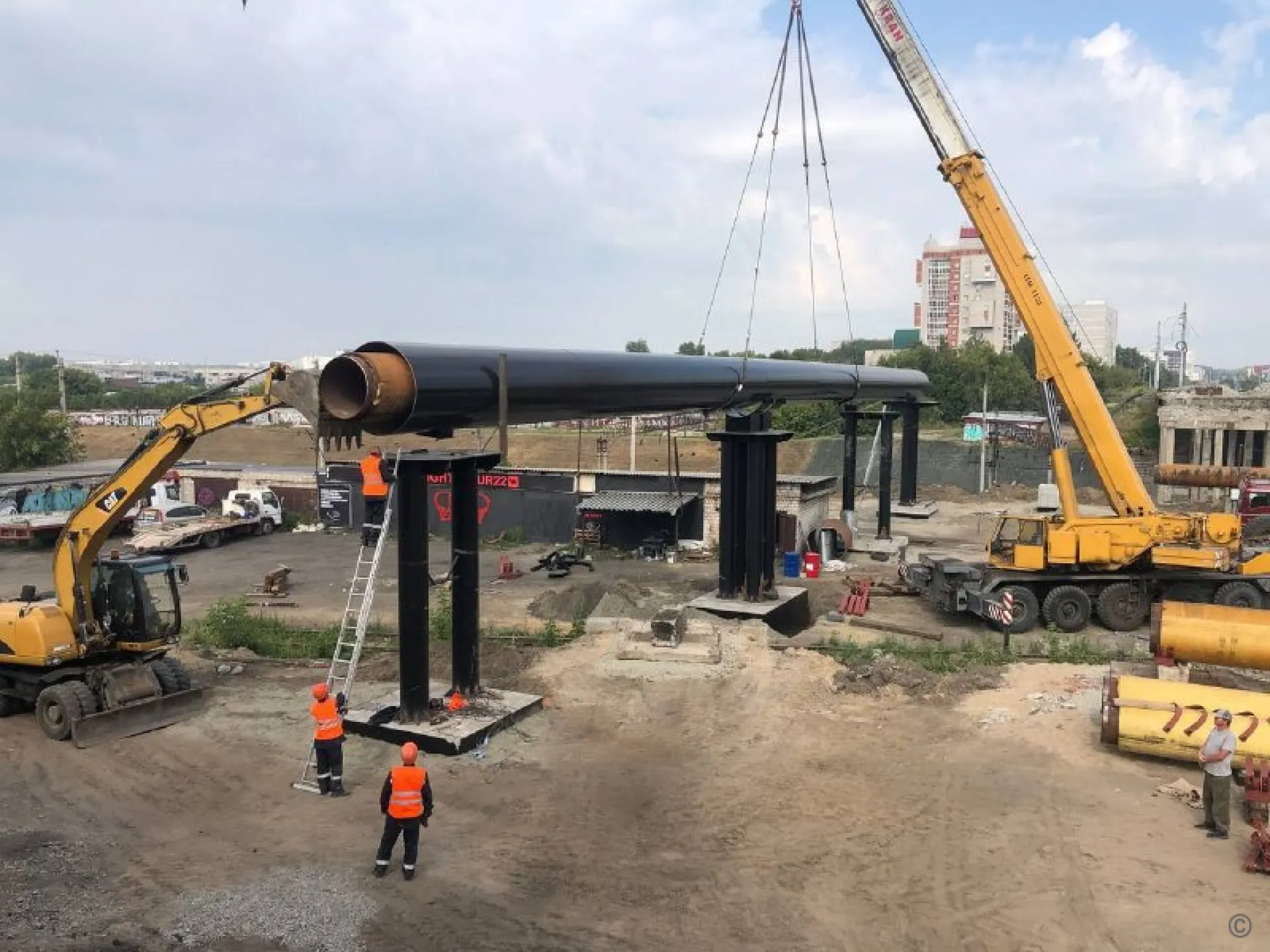 На путепроводе на проспекте Ленина в Барнауле установили тепловую трубу