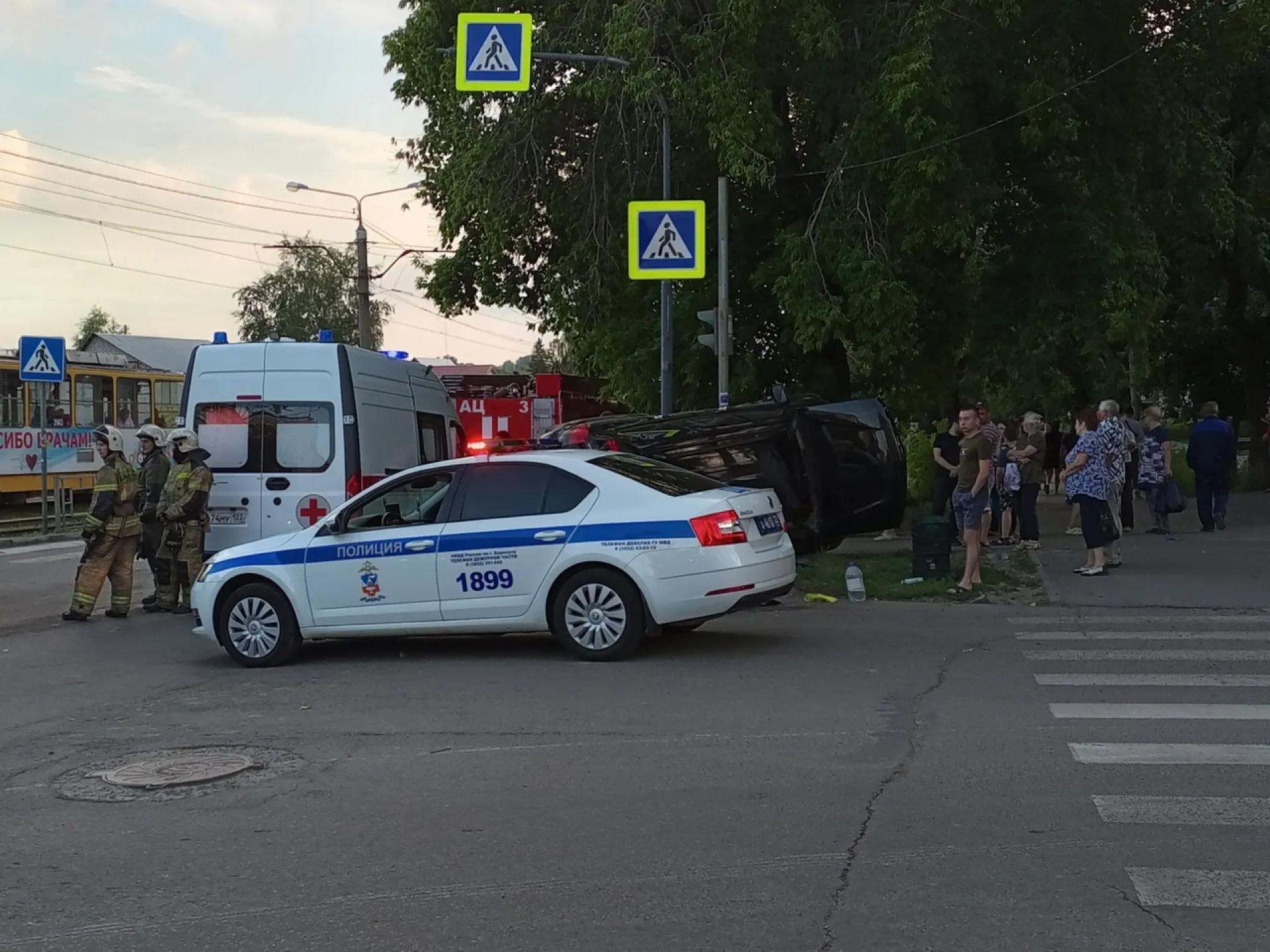 Госавтоинспекция проводит проверку по факту ДТП в Барнауле Госавтоинспекция проводит проверку по факту ДТП в Барнауле