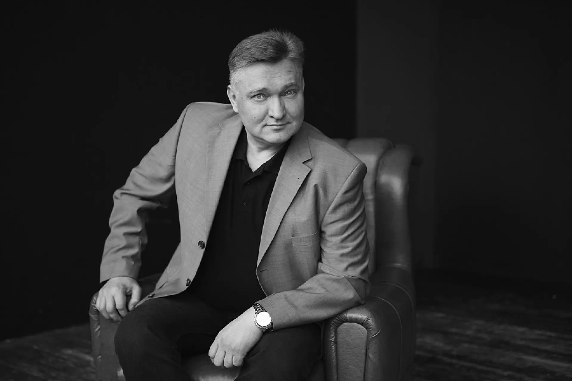 Умер известный алтайский тележурналист Владислав Сухачёв Умер известный алтайский тележурналист Владислав Сухачёв