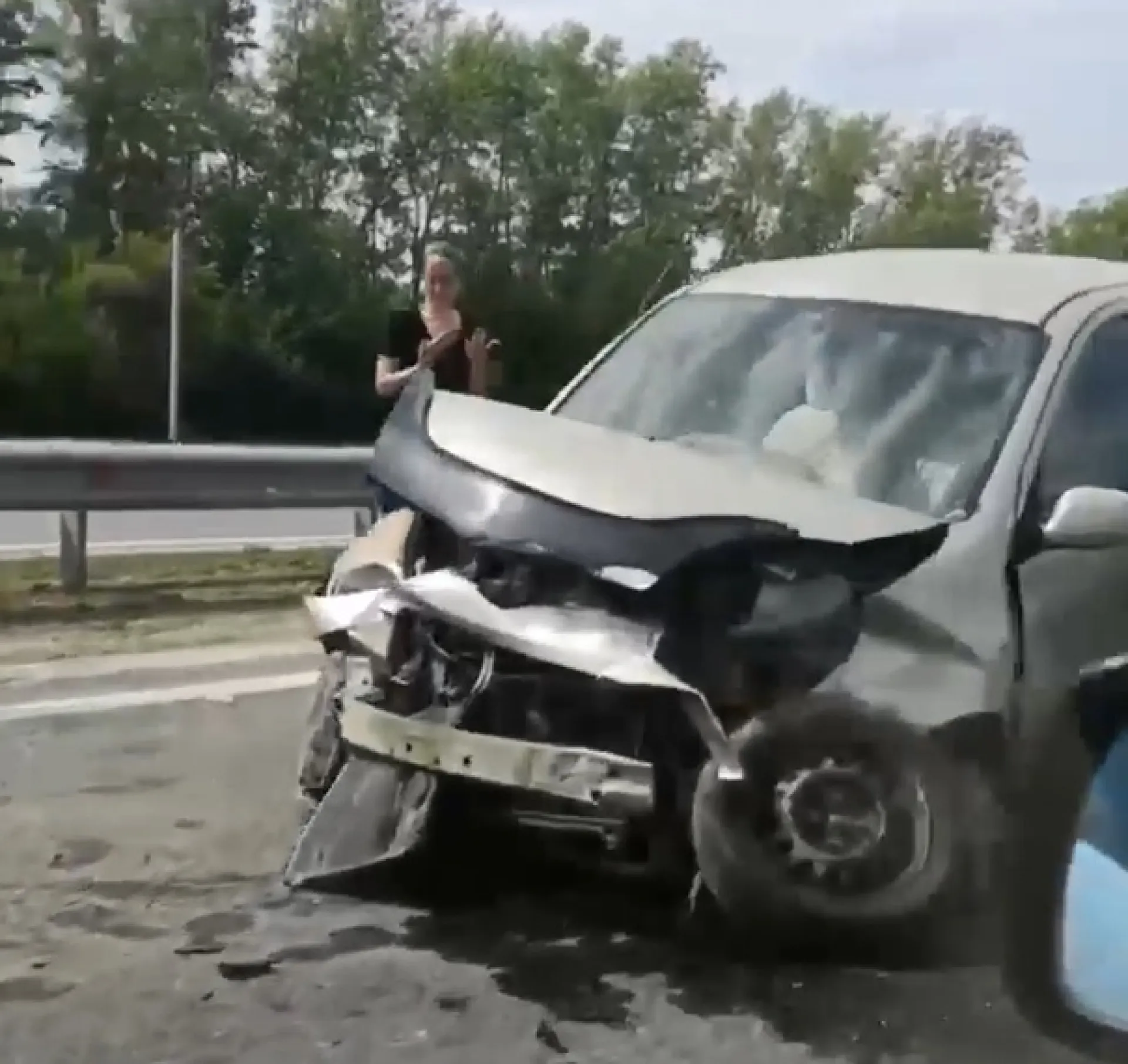 На трассе недалеко от Барнаула произошла авария На трассе недалеко от Барнаула произошла авария