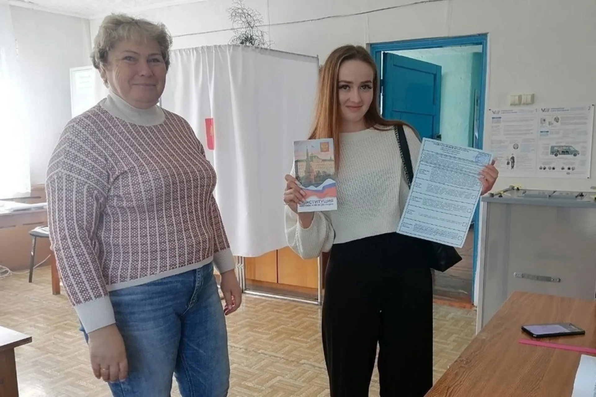 Более 130 тысяч избирателей Алтайского края впервые смогут проголосовать на выборах президента Более 130 тысяч избирателей Алтайского края впервые смогут проголосовать на выборах президента
