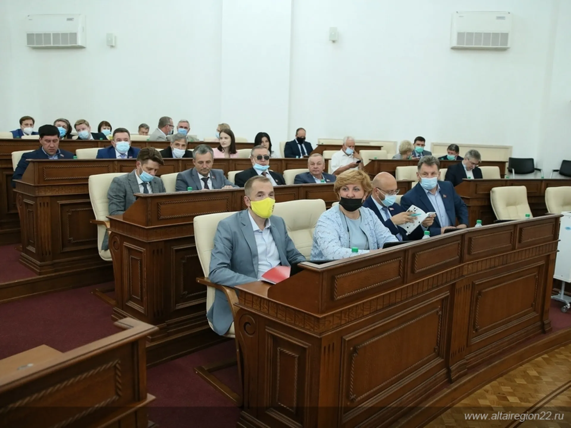 Новые условия выплат на покупку жилья для детей-сирот появятся в Алтайском крае