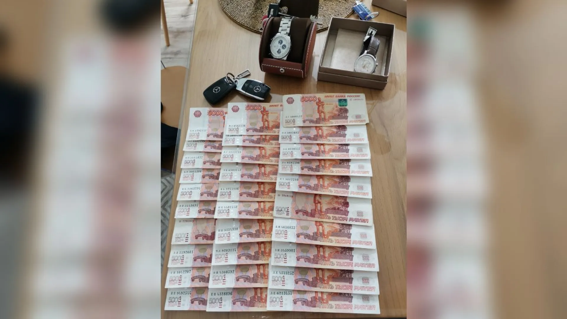 Преступную группу в Алтайском крае обвиняют в незаконной банковской деятельности