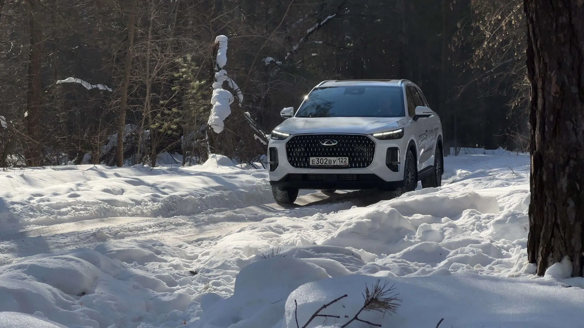 На российском авторынке появился новый Chery Tiggo 9. Наш корреспондент провёл тест-драйв