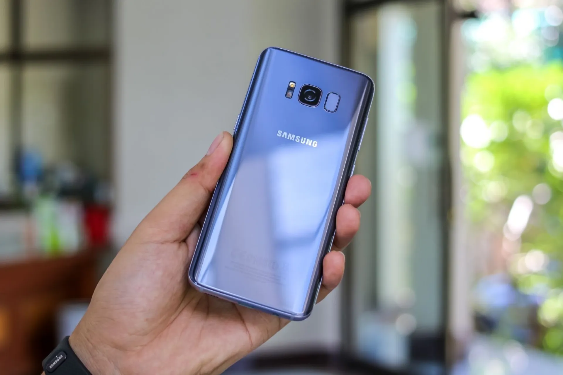 Более 60 моделей смартфонов Samsung запретили продавать в России