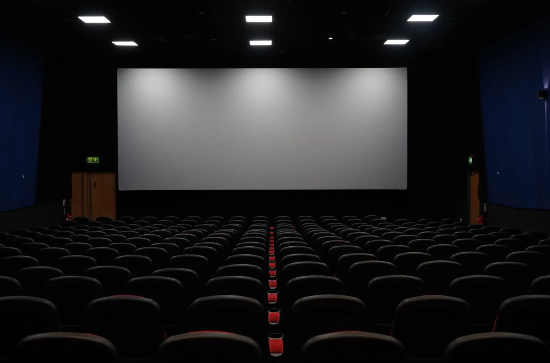Фильмы Шукшинского кинофестиваля покажут на открытой площадке в Барнауле Фильмы Шукшинского кинофестиваля покажут на открытой площадке в Барнауле