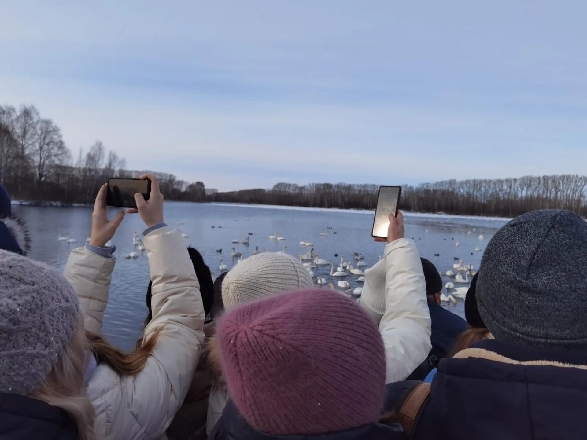 10 тысяч туристов посетили в новогодние праздники озеро Светлое 10 тысяч туристов посетили в новогодние праздники озеро Светлое