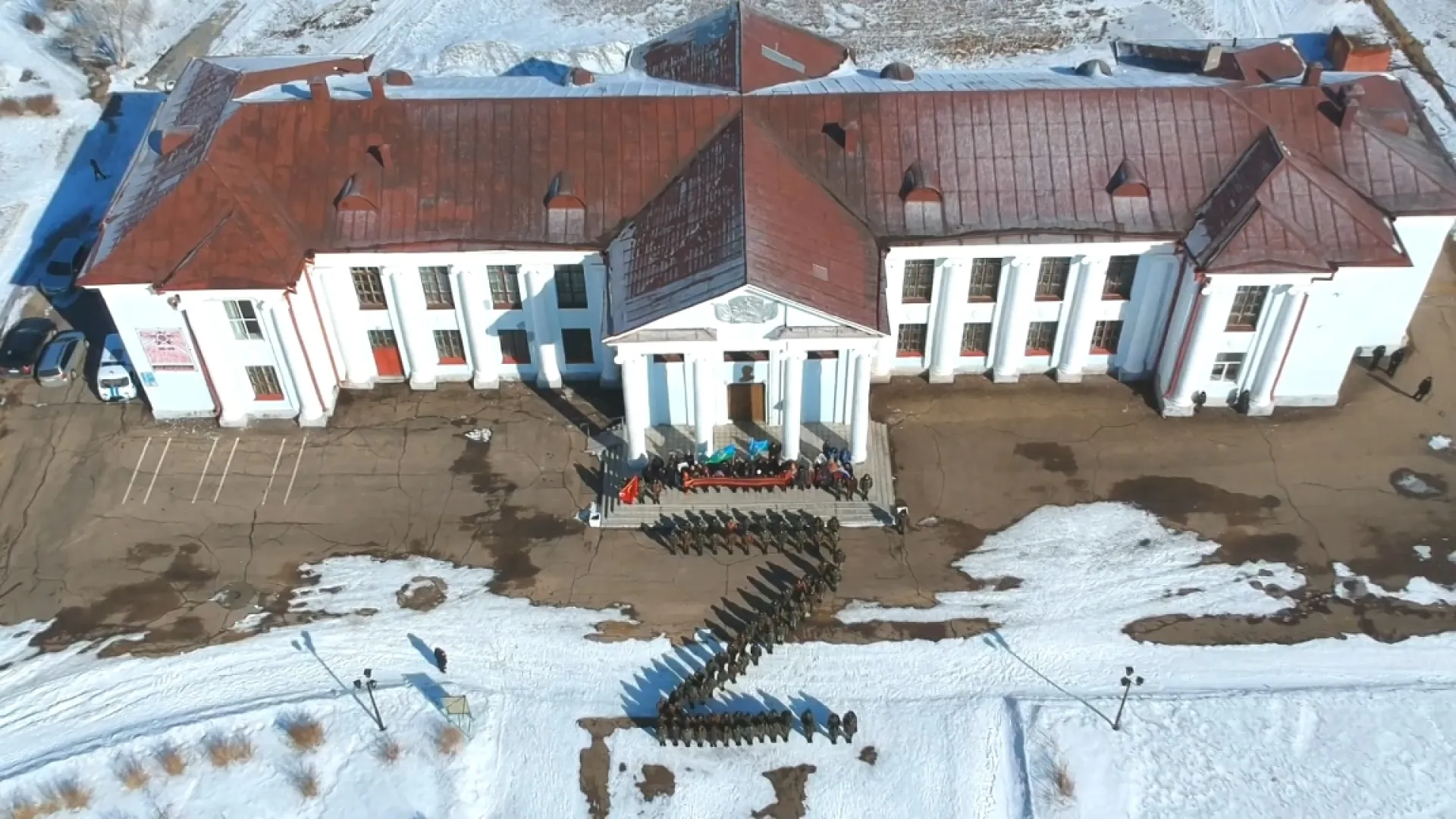 В Горняке прошла акция в поддержку Российской армии В Горняке прошла акция в поддержку Российской армии