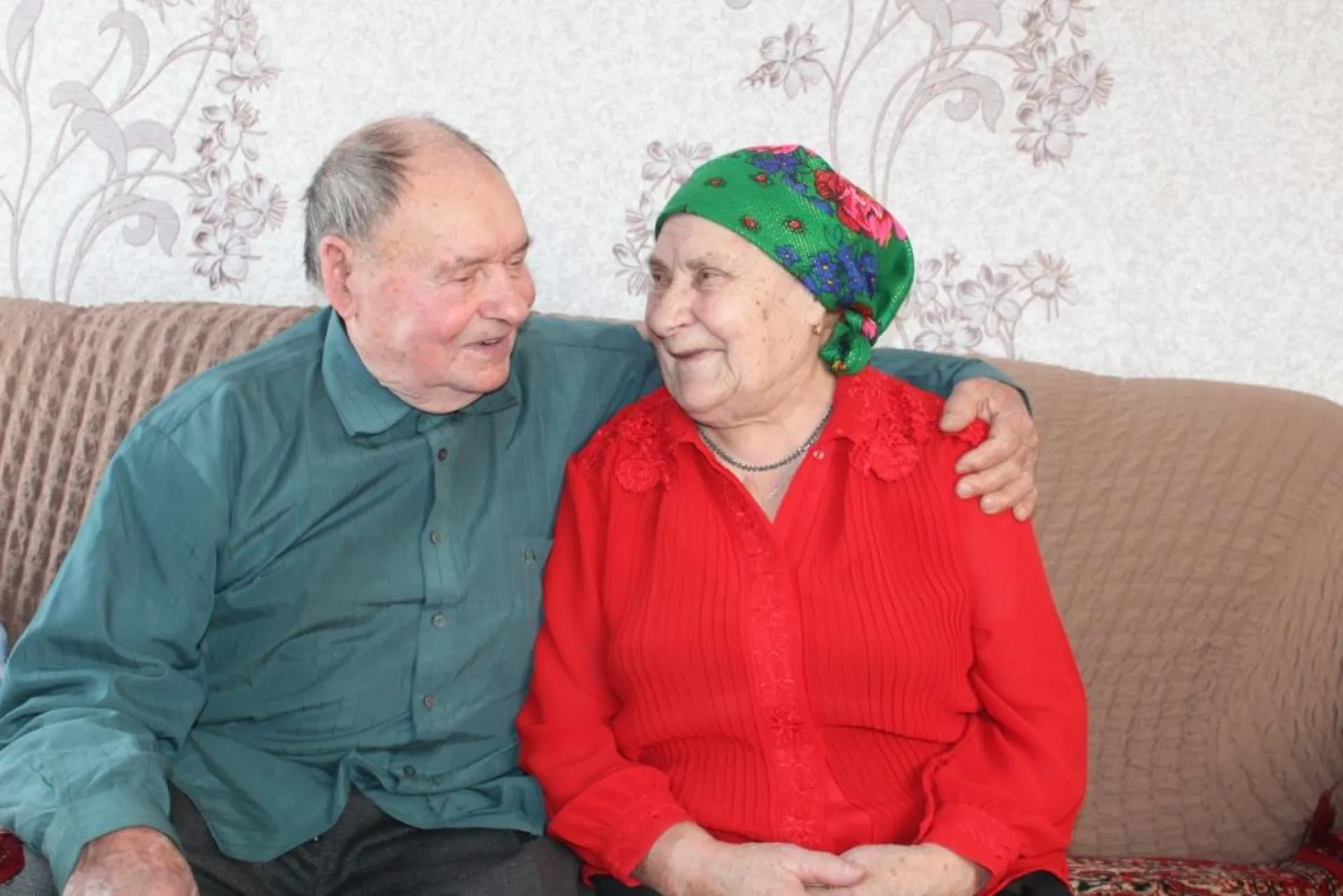 65-летний юбилей совместной жизни отметили супруги из Алтайского края 65-летний юбилей совместной жизни отметили супруги из Алтайского края