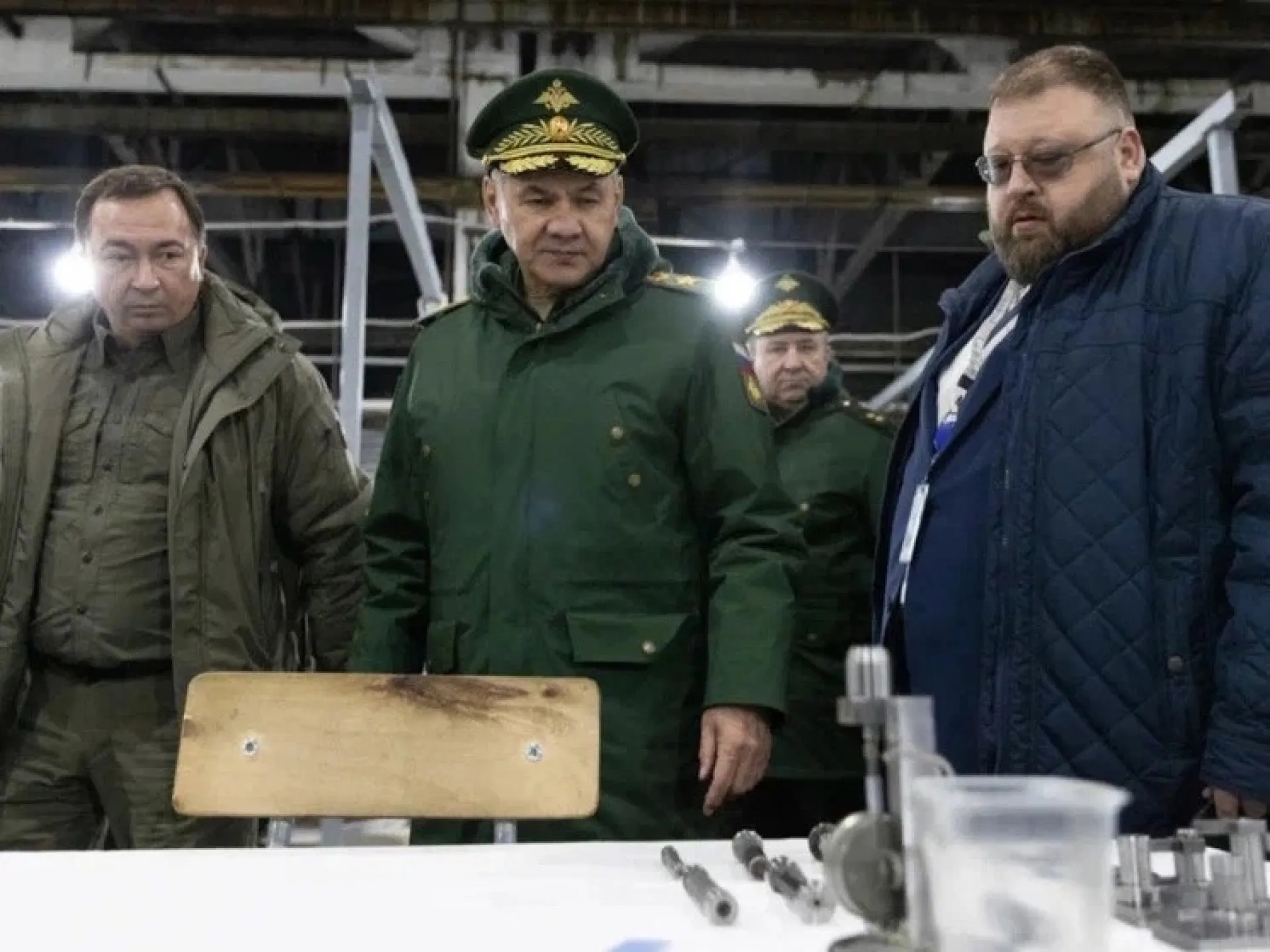 Сергей Шойгу проинспектировал предприятия ОПК в Алтайском крае