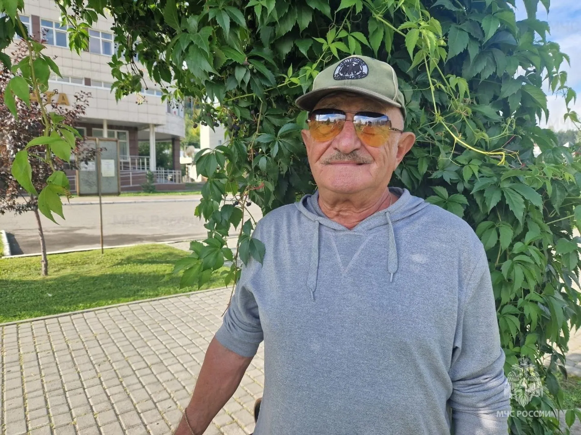 76-летний мужчина спас тонущего ребенка на Алтае