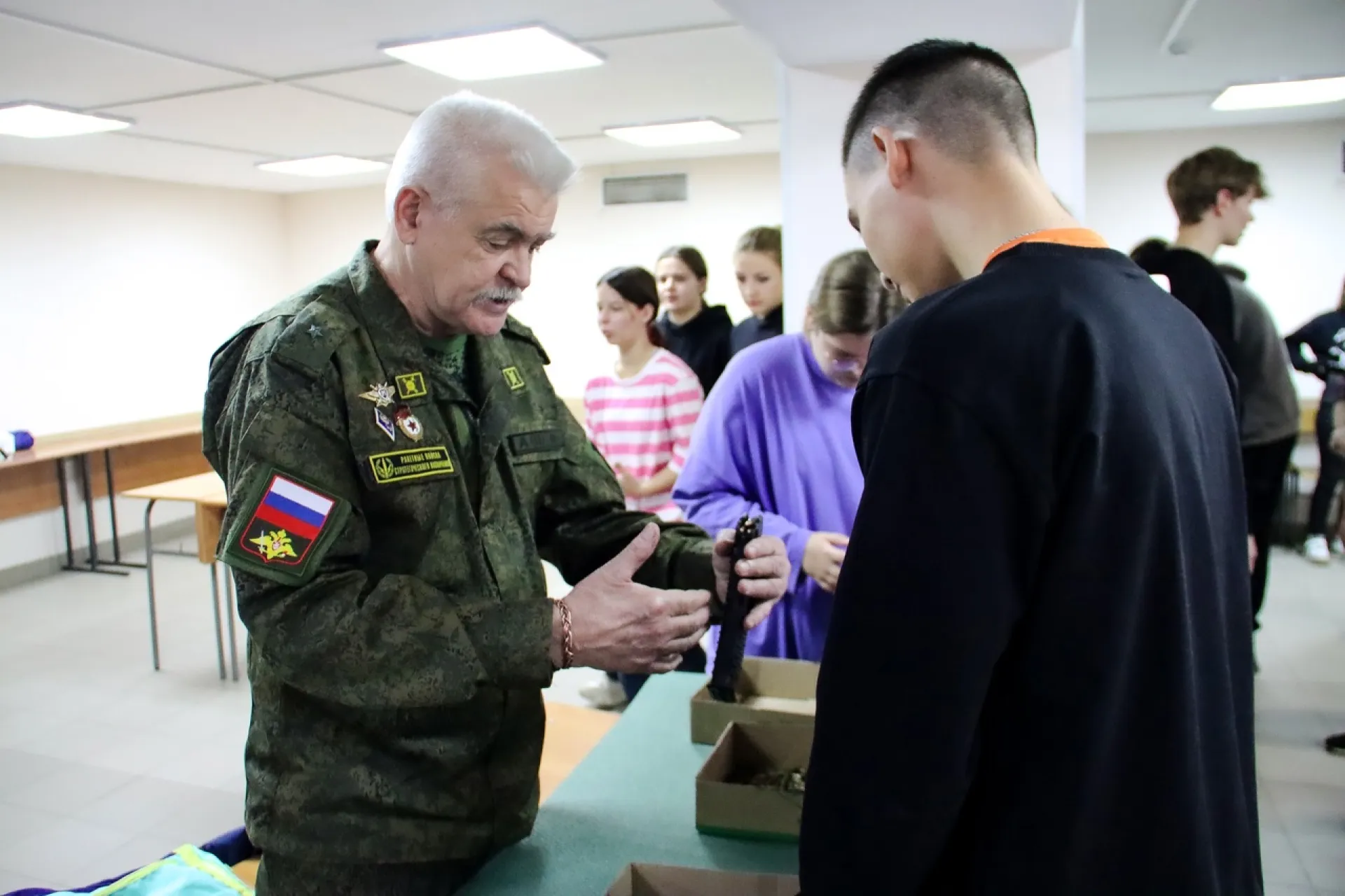 Первые занятия по «Основам военной подготовки» проходят в АлтГУ Первые занятия по «Основам военной подготовки» проходят в АлтГУ