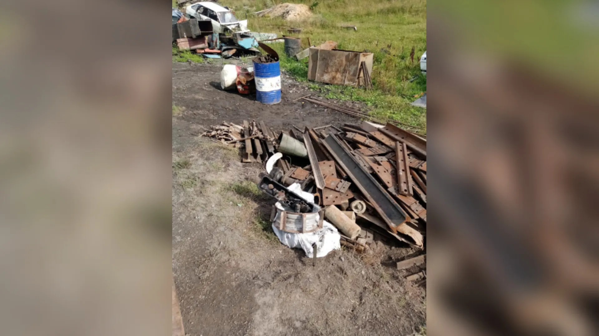 Трое мужчин украли железнодорожные детали в Алтайском крае
