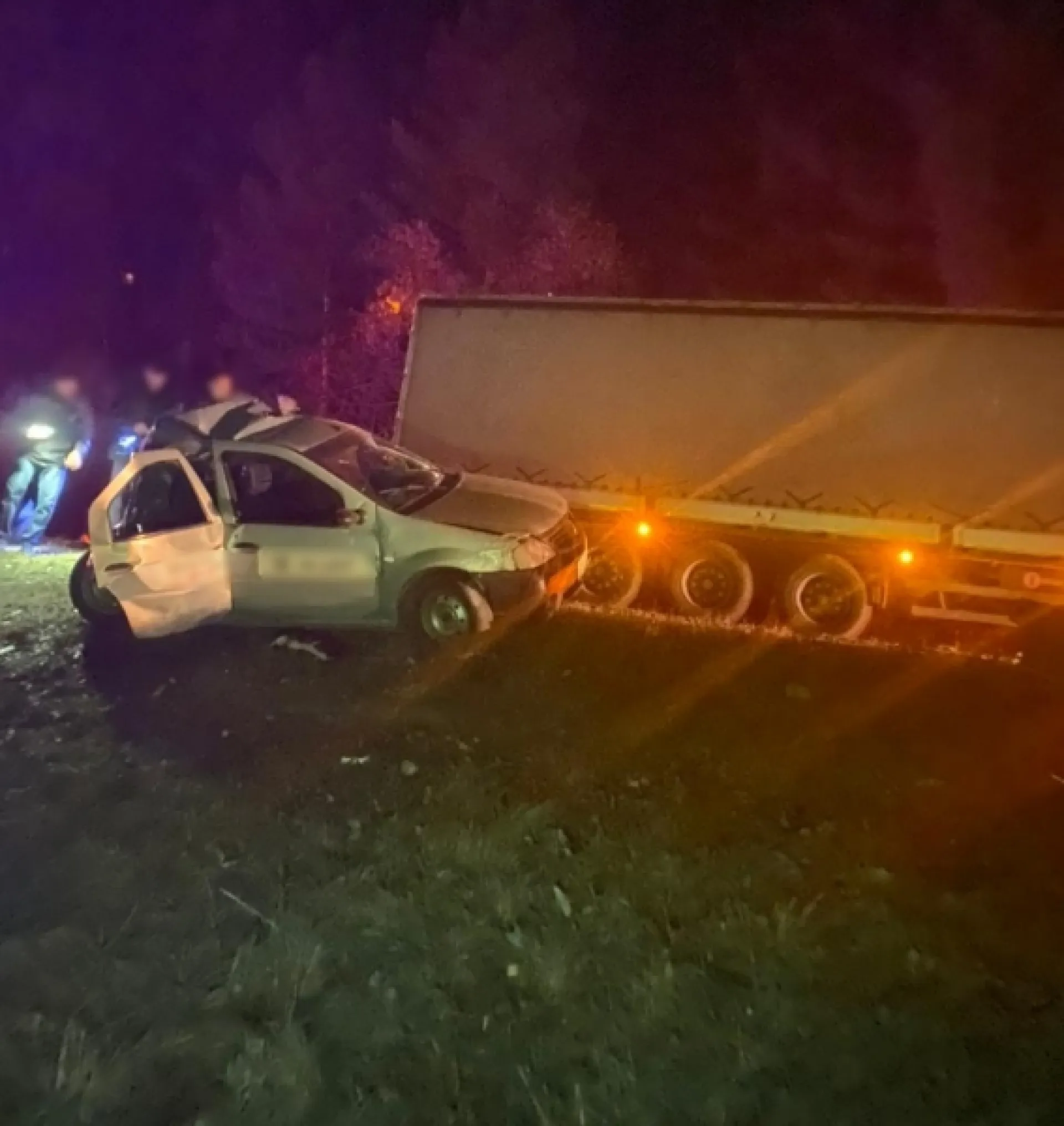 Два человека погибли в ДТП с грузовиком на трассе Алтая