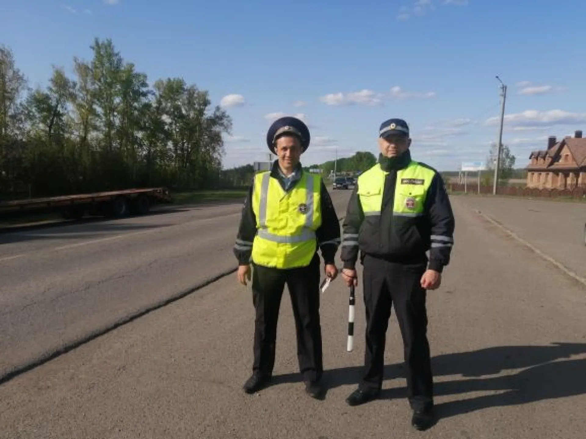 Водителю с инсультом помогли полицейские в Алтайском крае