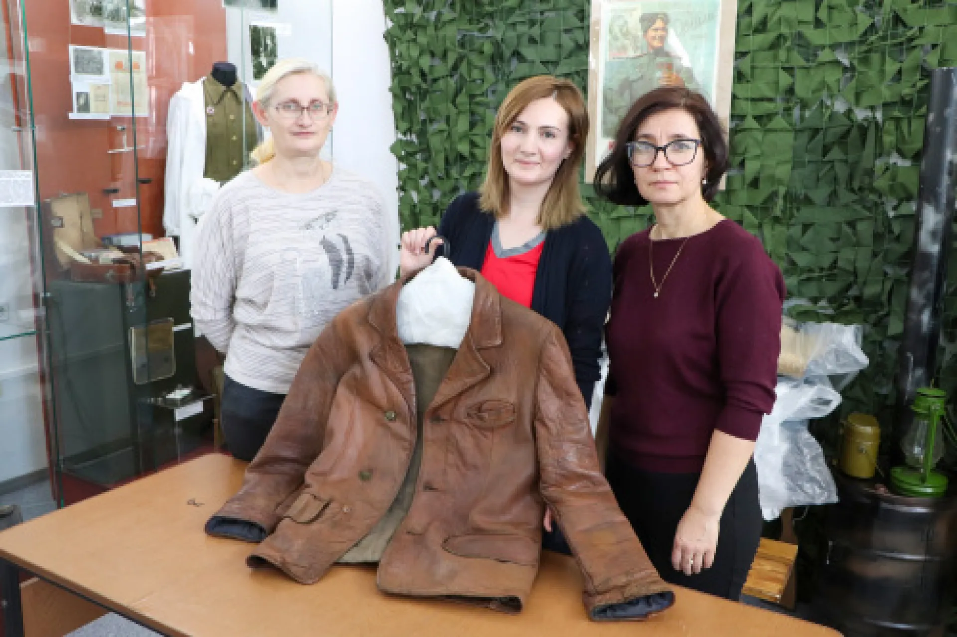 Часть алтайских музейных экспонатов, пострадавших во время пожара, отреставрировали в Москве Часть алтайских музейных экспонатов, пострадавших во время пожара, отреставрировали в Москве