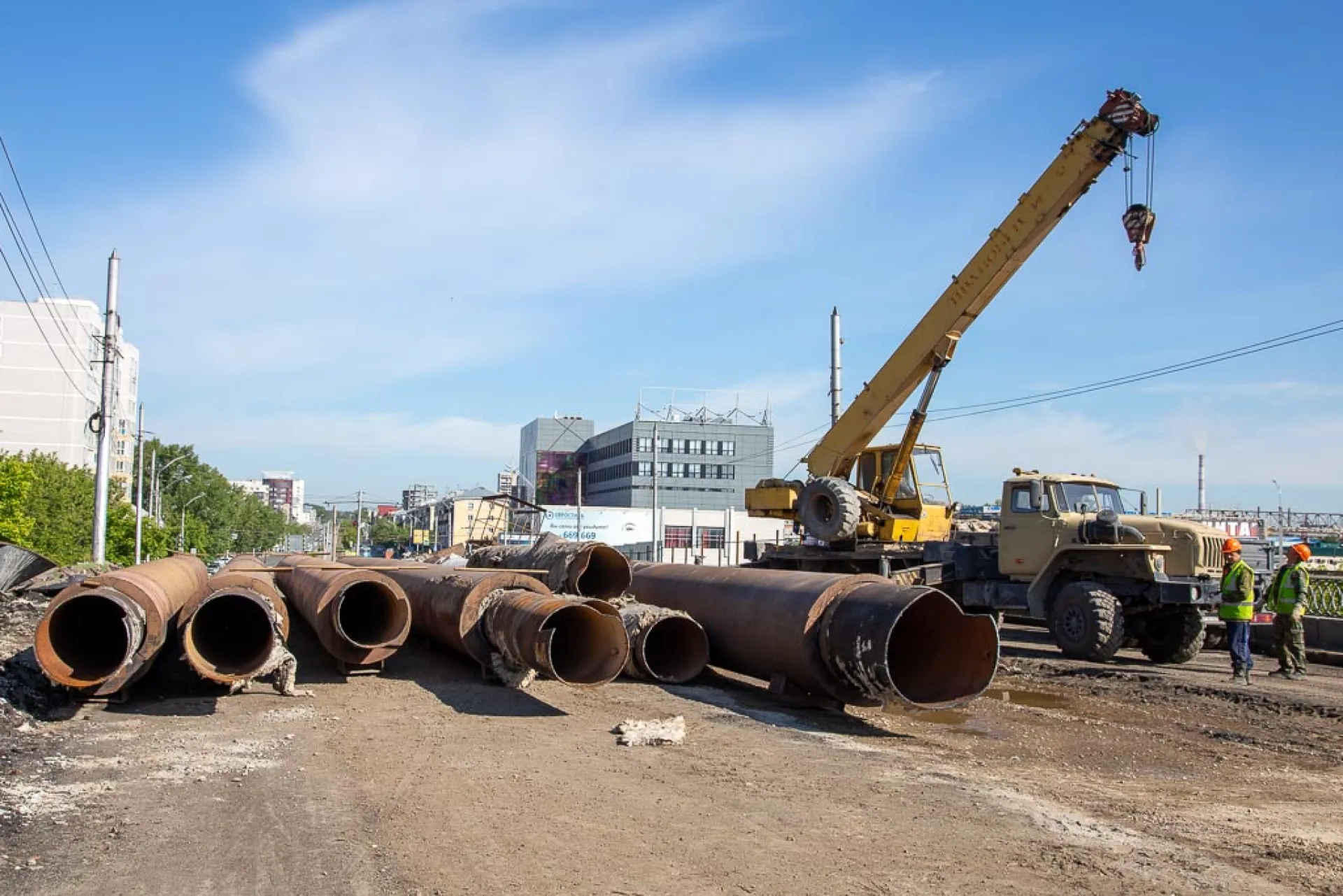 Новые теплосети на путепроводе в Барнауле проложат к осени 2022 года