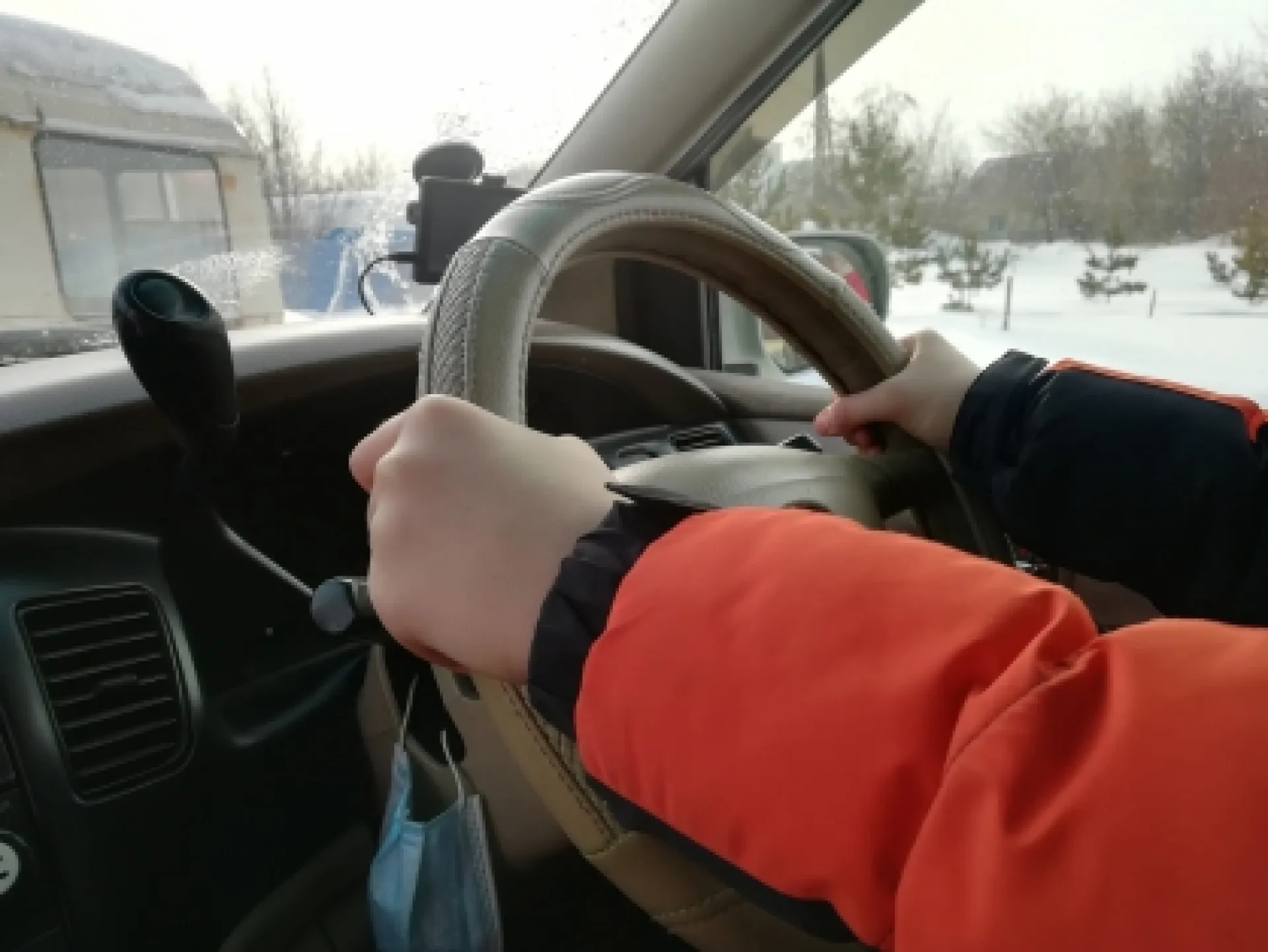 Пьяный внук угнал машину деда в Алтайском крае Пьяный внук угнал машину деда в Алтайском крае