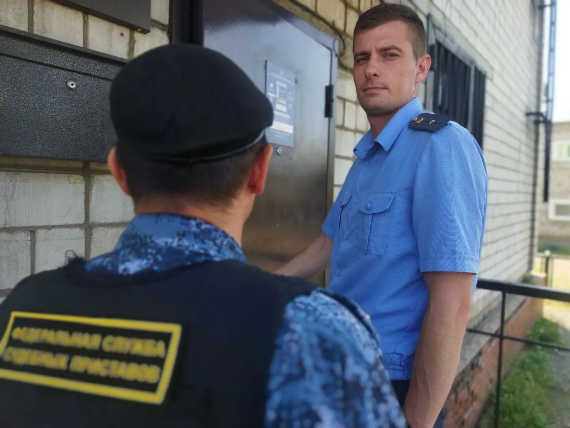 Почти 300 тысяч долга по зарплате помогли вернуть жителю Алтайского края