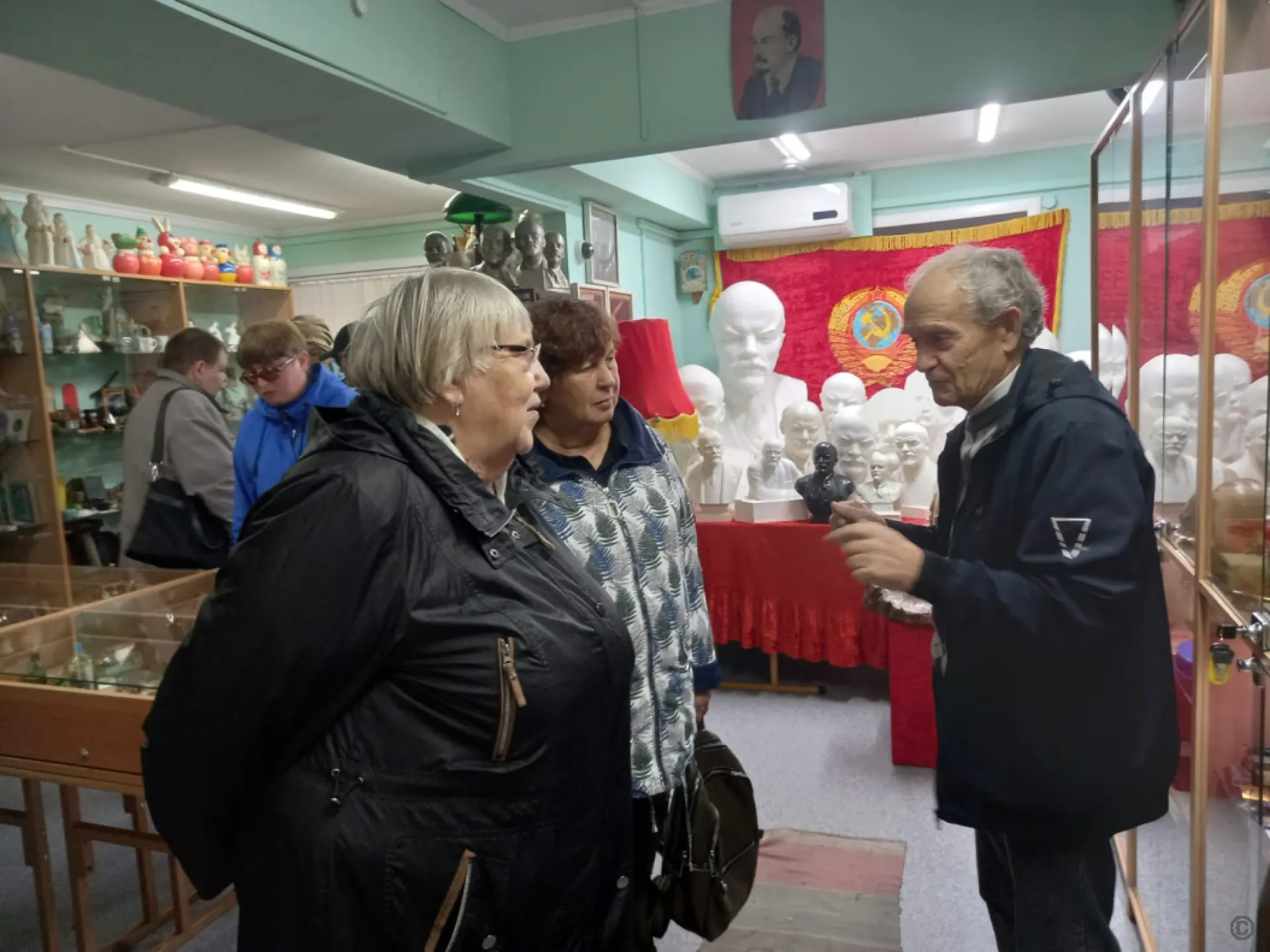 Экскурсия в преддверии месячника «Белая трость» прошла в Барнауле Экскурсия в преддверии месячника «Белая трость» прошла в Барнауле