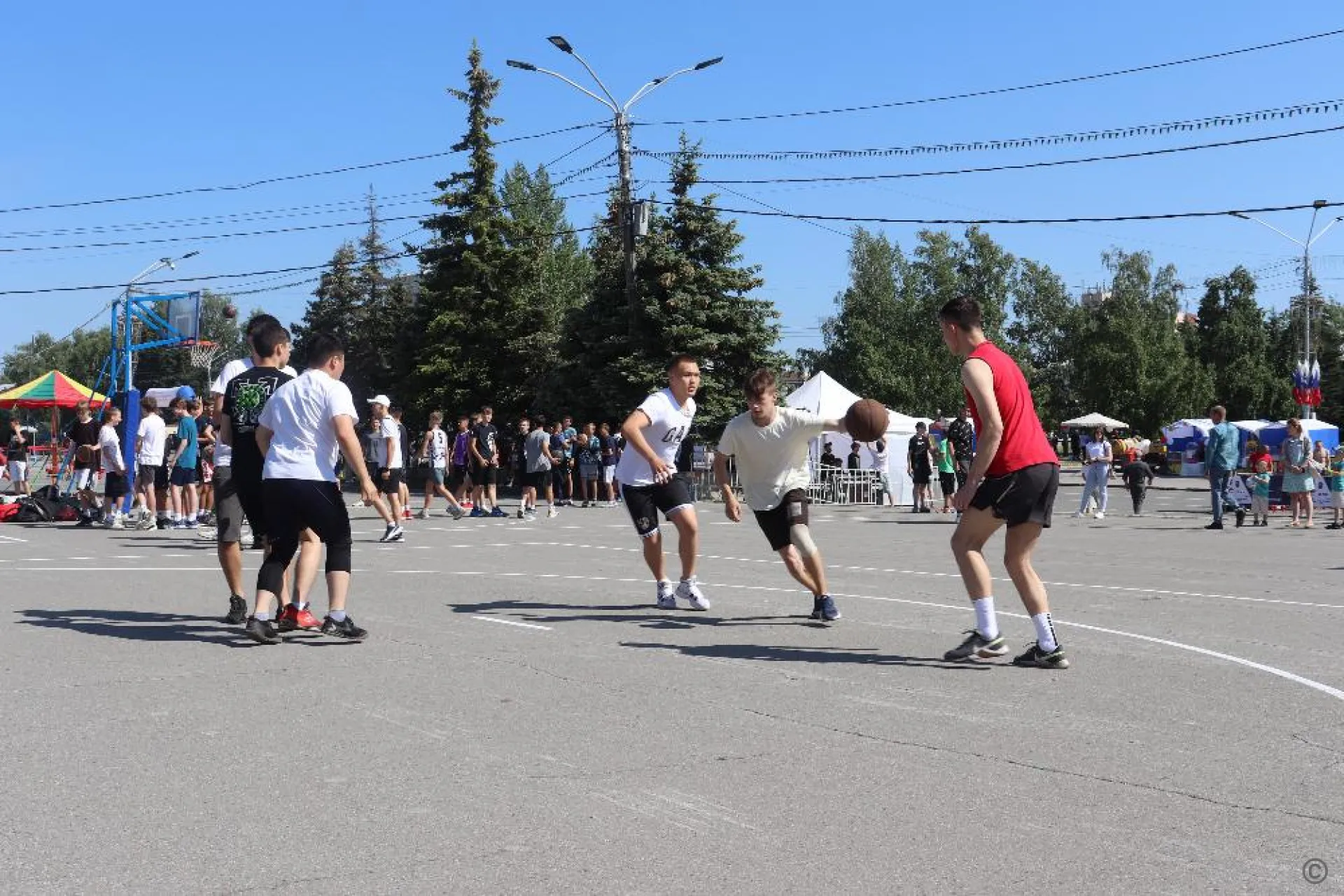 В Барнауле проходит эстафета «Спортивная Россия»