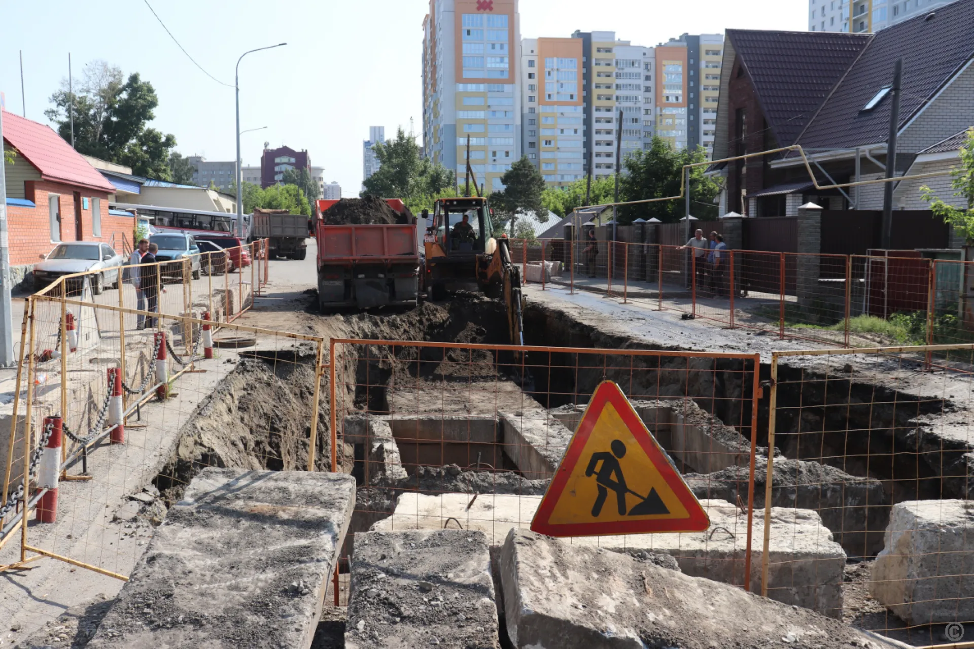 В Железнодорожном районе Барнаула начали реконструкцию тепловой сети