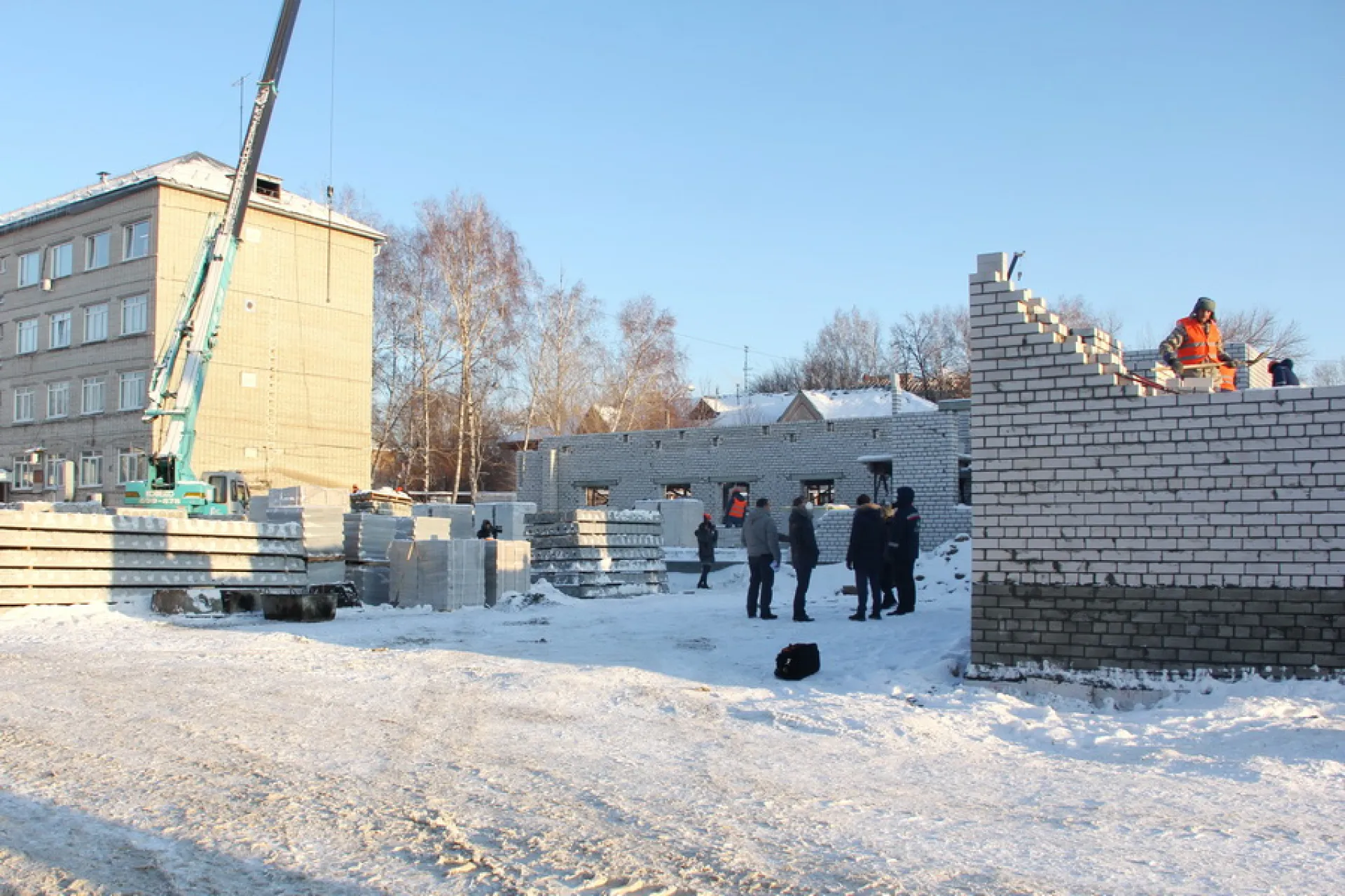 В Барнауле продолжается реконструкция поликлиники горбольницы № 3
