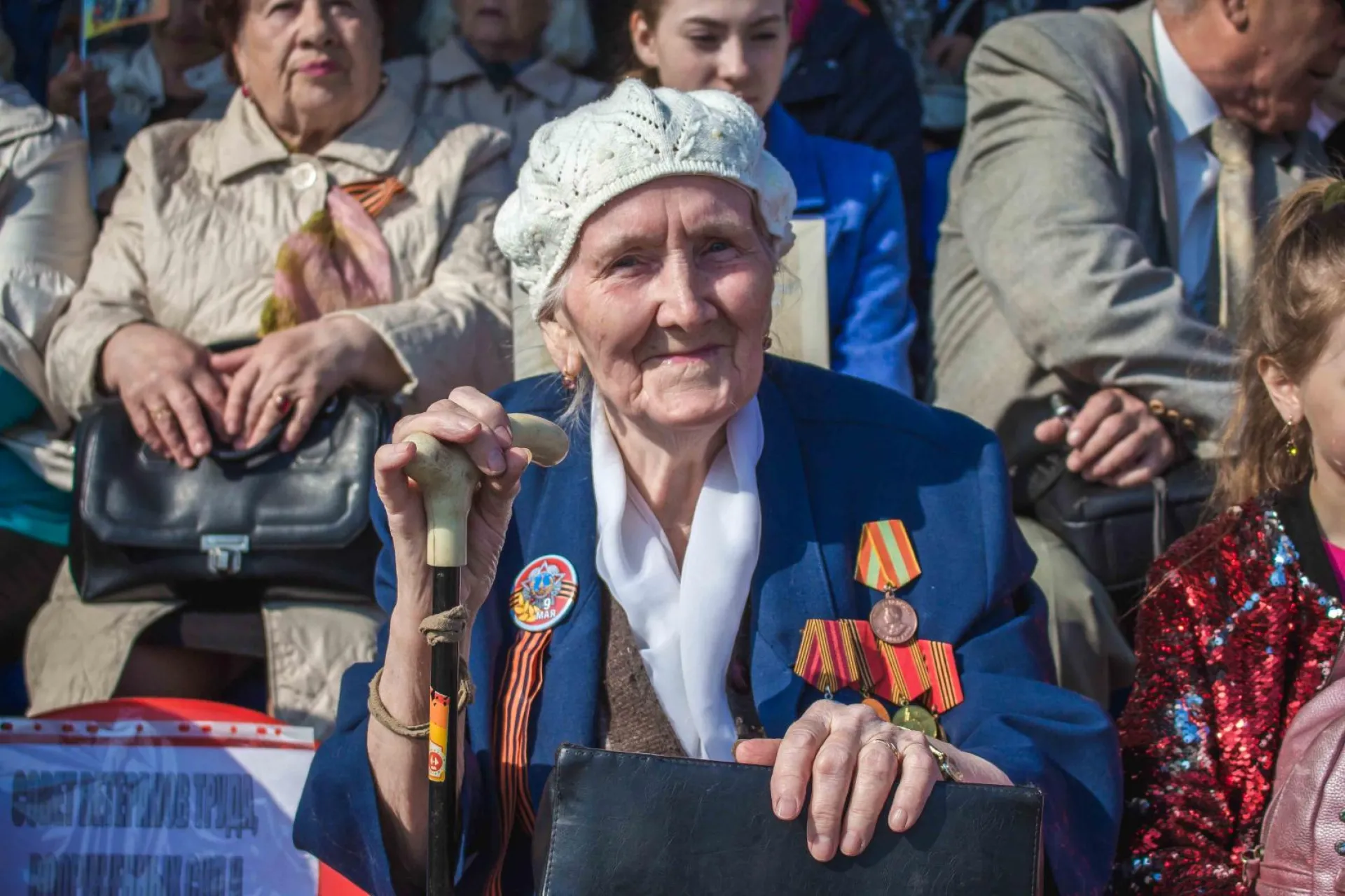 Фоторепортаж с парада Победы в Барнауле