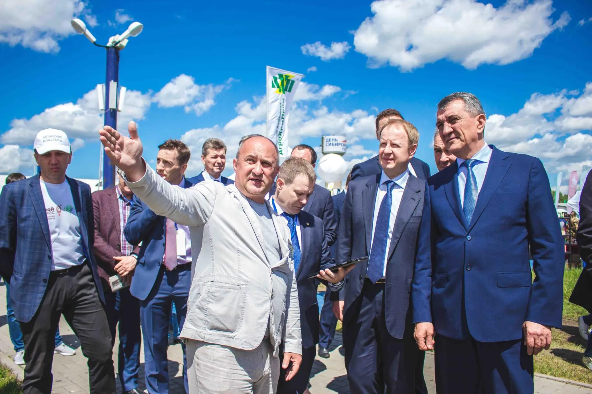Фоторепортаж: агропромышленный форум «День сибирского поля – 2019»