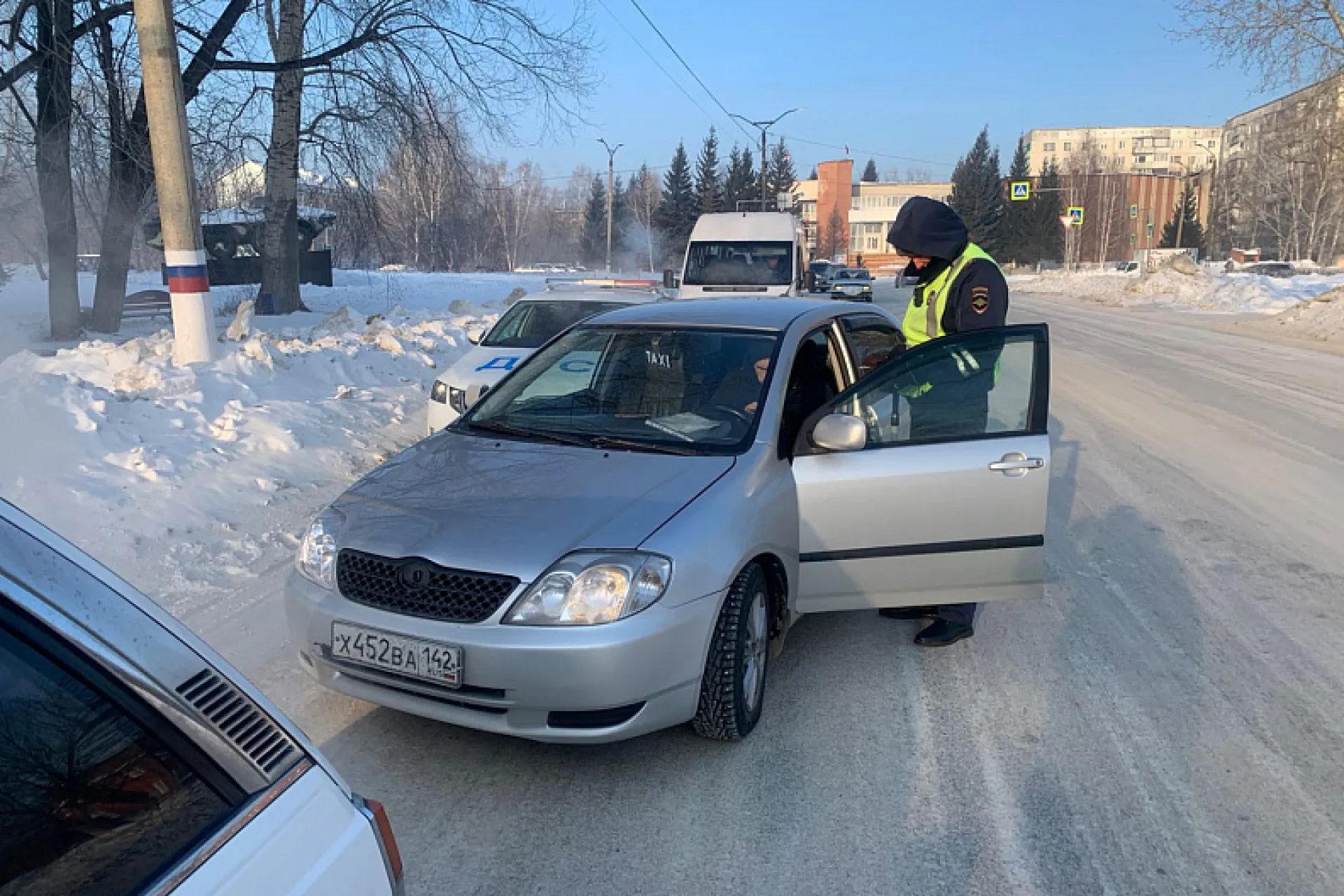 Рейды по выявлению нелегальных таксистов проходят в Алтайском крае Рейды по выявлению нелегальных таксистов проходят в Алтайском крае