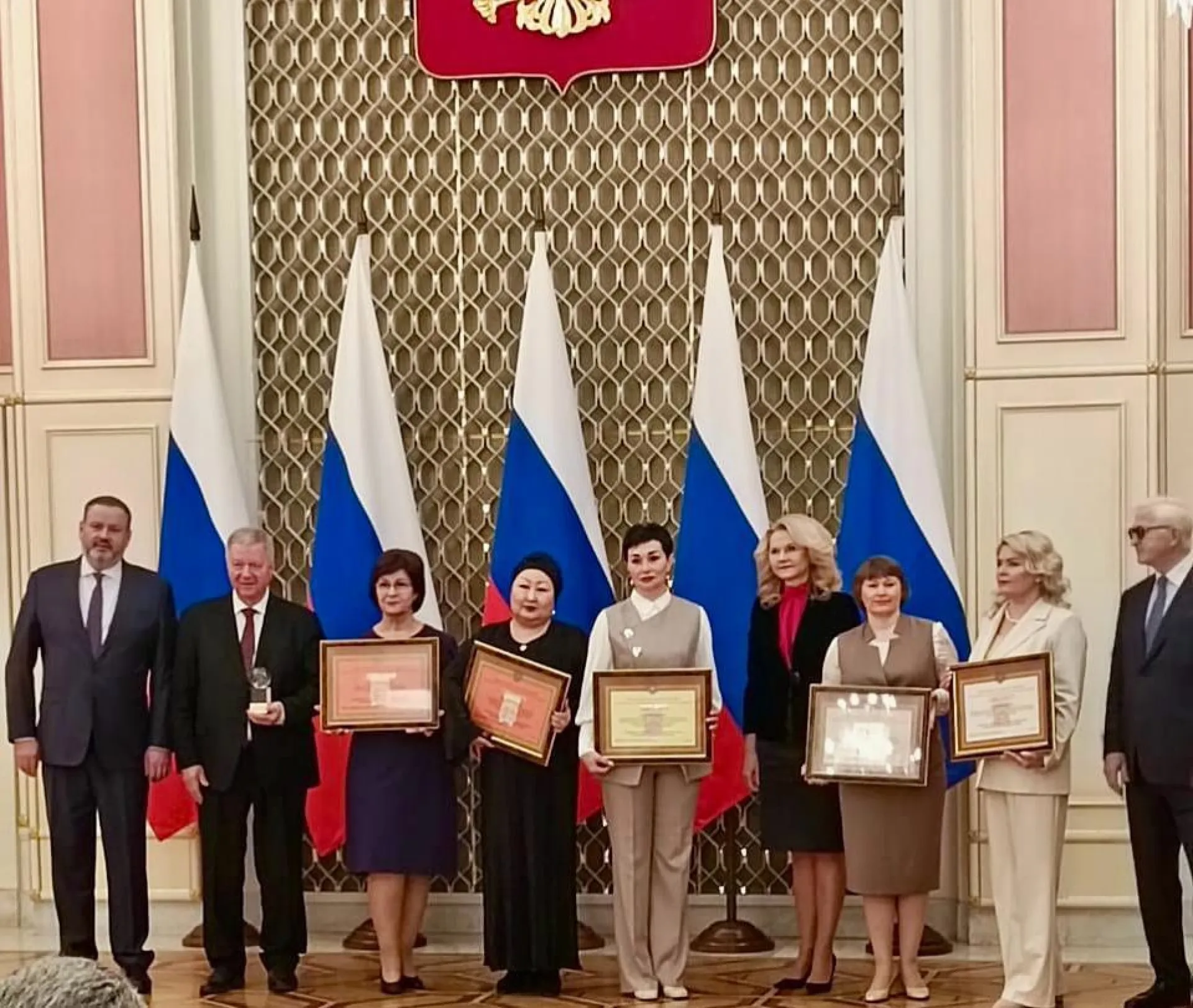 Алтайская краевая клиническая больница стала призёром всероссийского конкурса Алтайская краевая клиническая больница стала призёром всероссийского конкурса