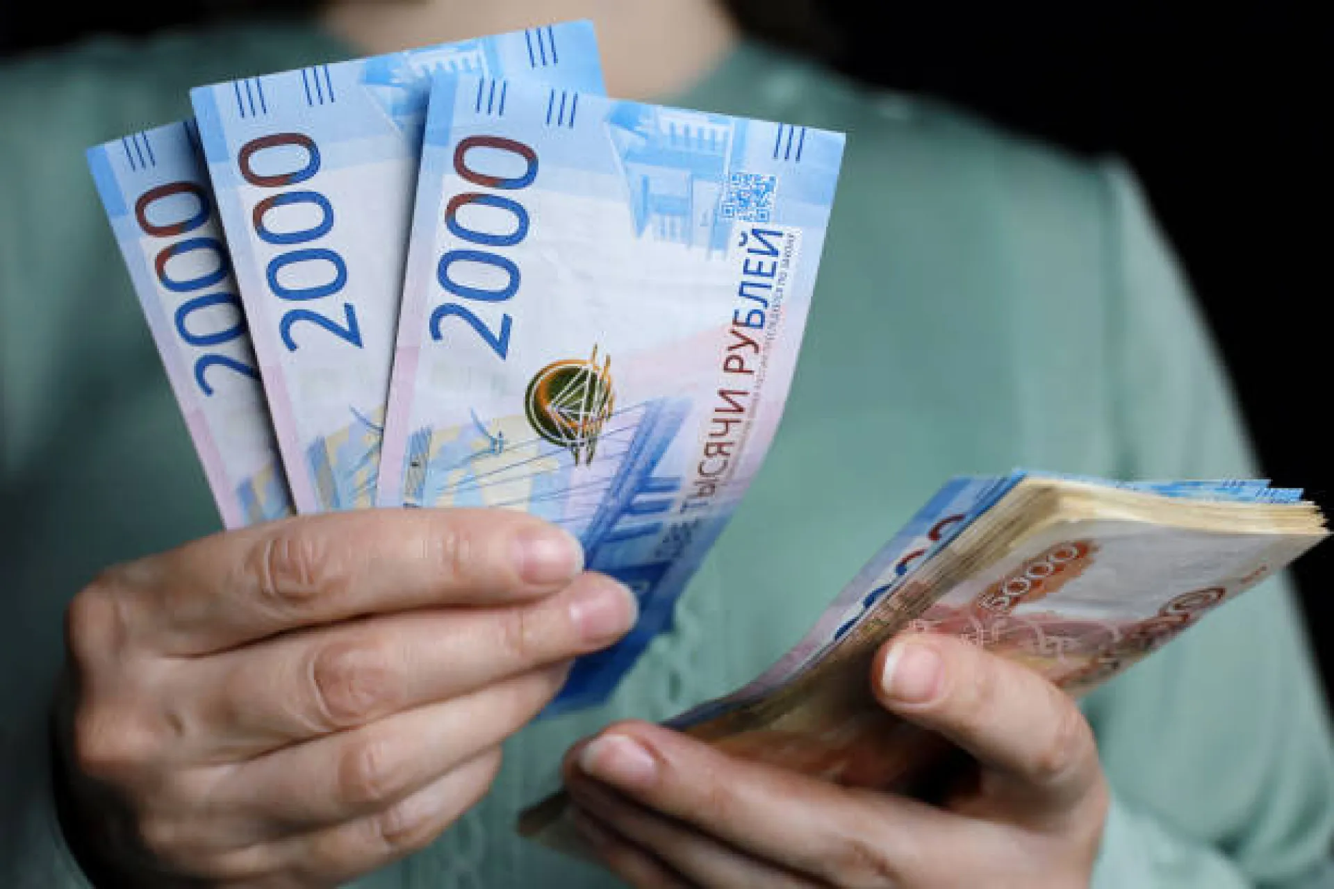 Тарифы на тепло, воду, газ и вывоз мусора увеличатся в России с 1 декабря 2022 года