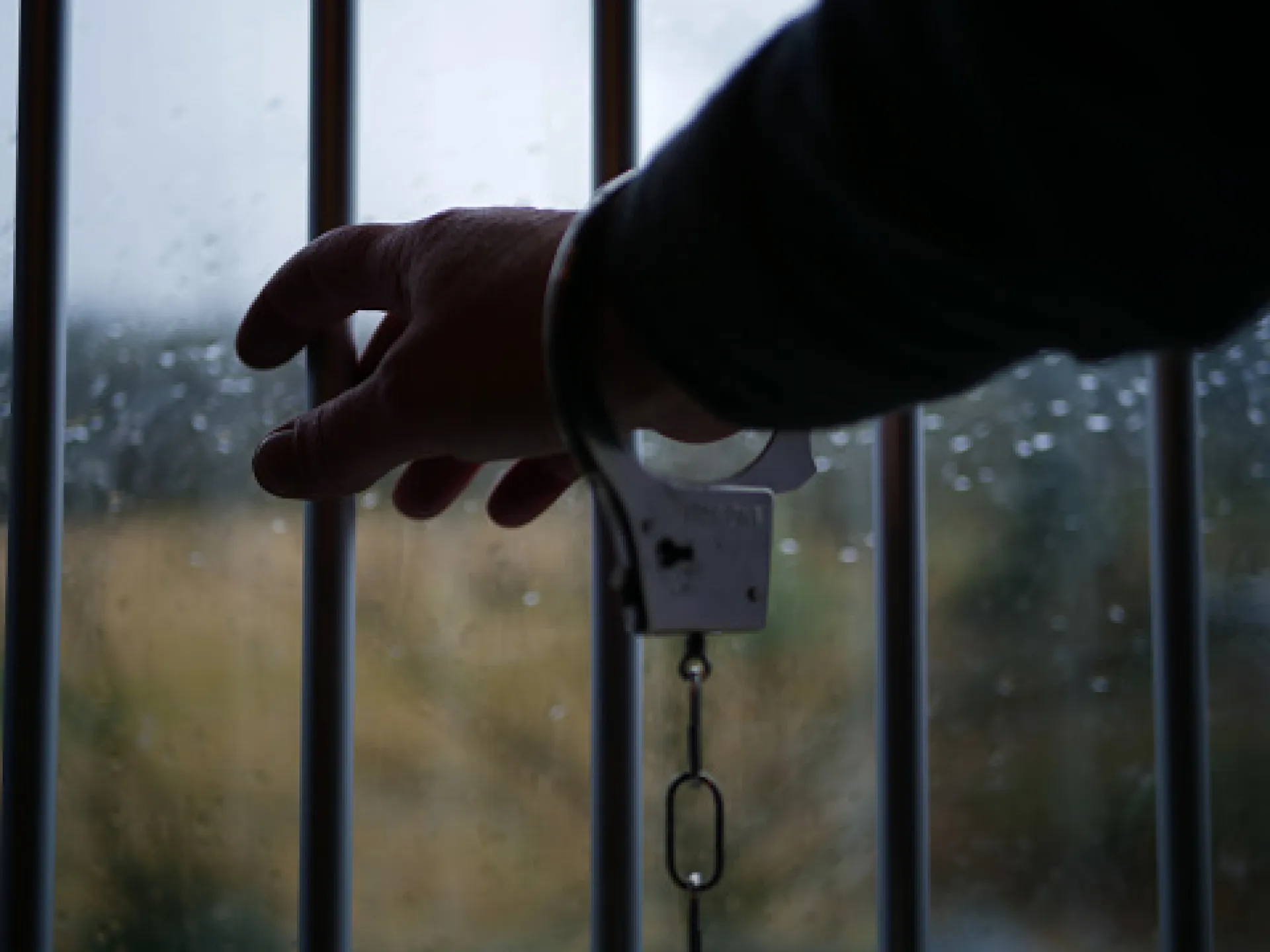 Полицейские задержали мужчину с пакетом марихуаны в Барнауле Полицейские задержали мужчину с пакетом марихуаны в Барнауле