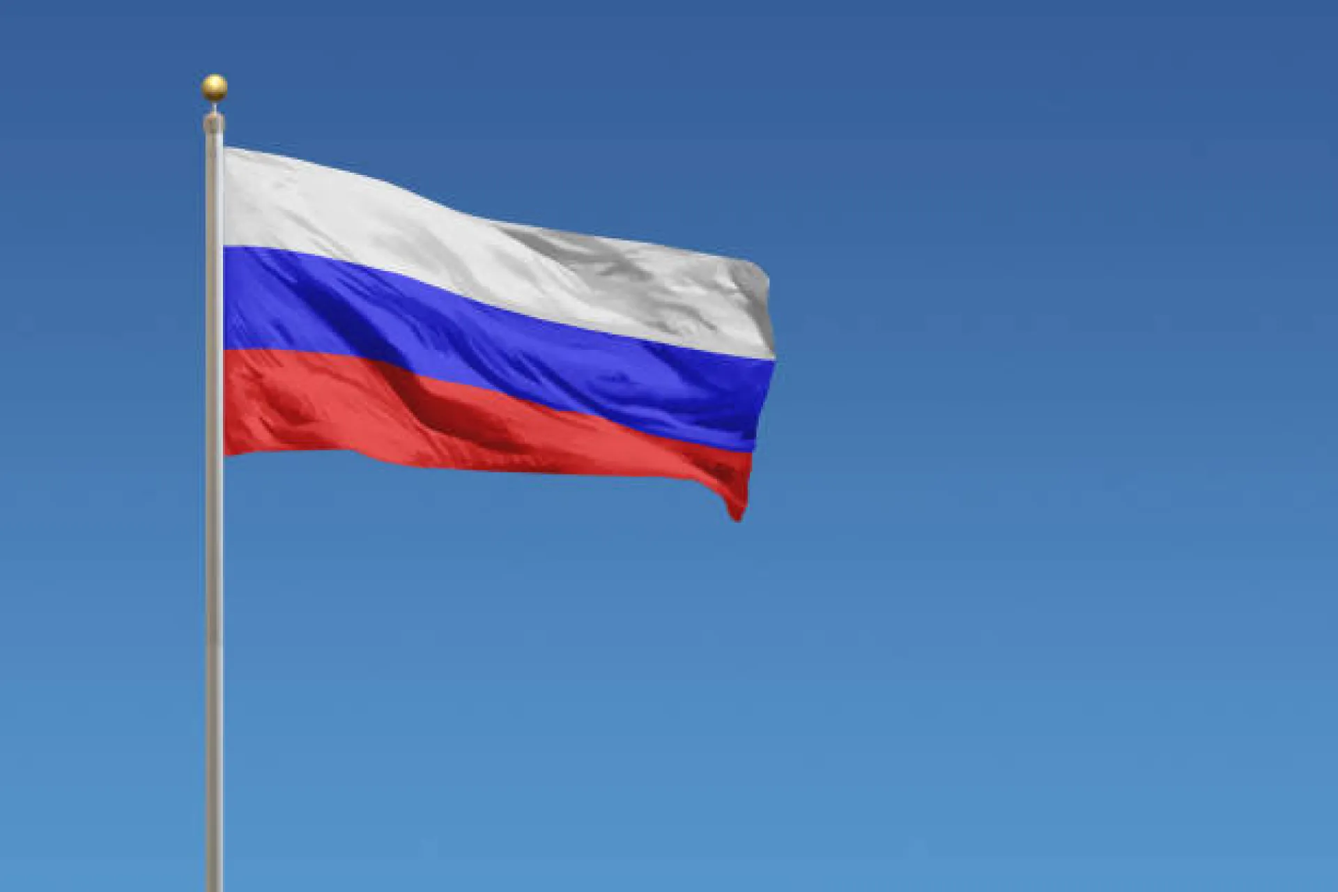 Депутатские сессии в городах и районах Алтайского края предложили начинать с гимна