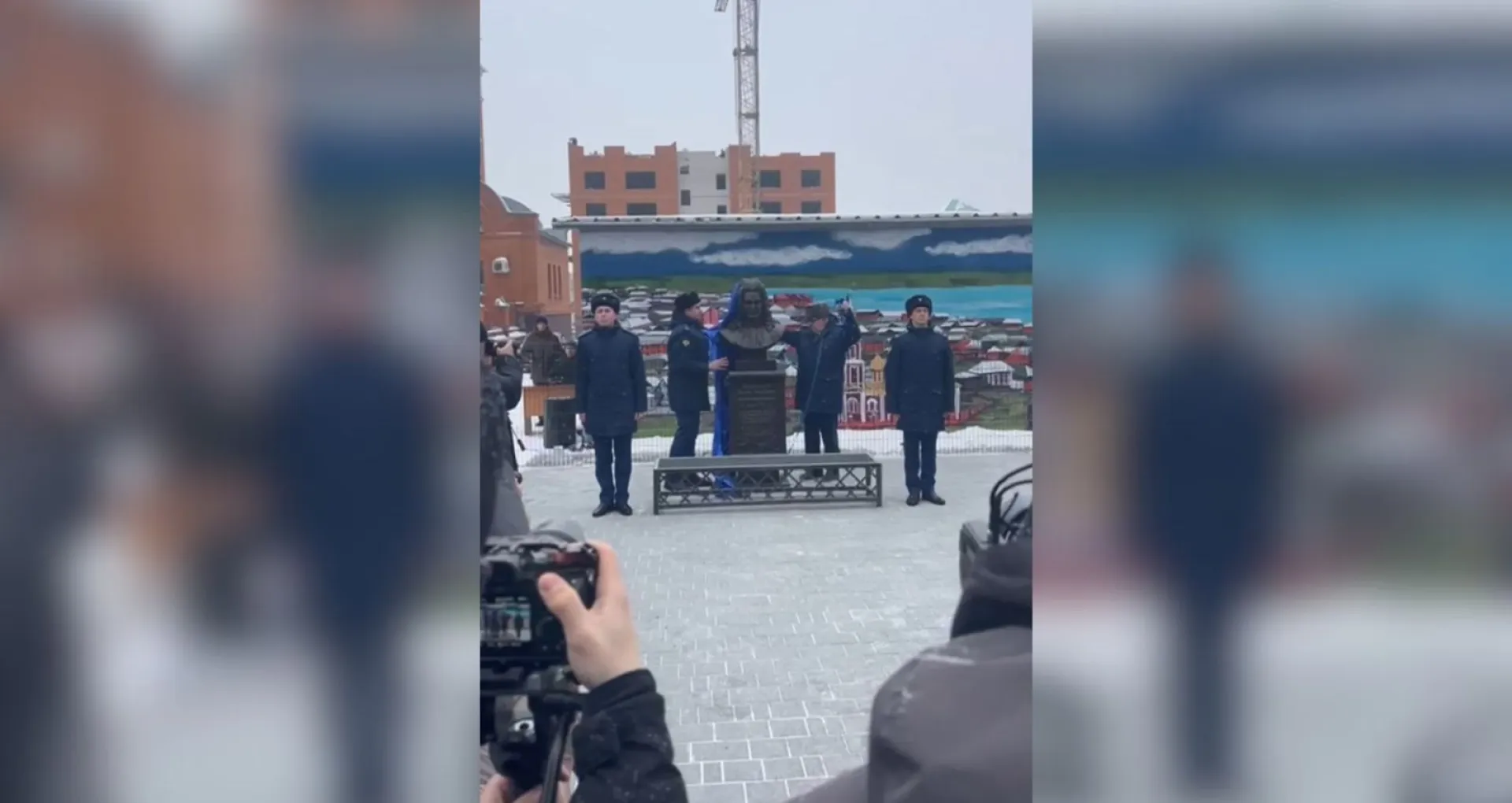 Памятник первому генерал-прокурору Российской империи открыли в Барнауле