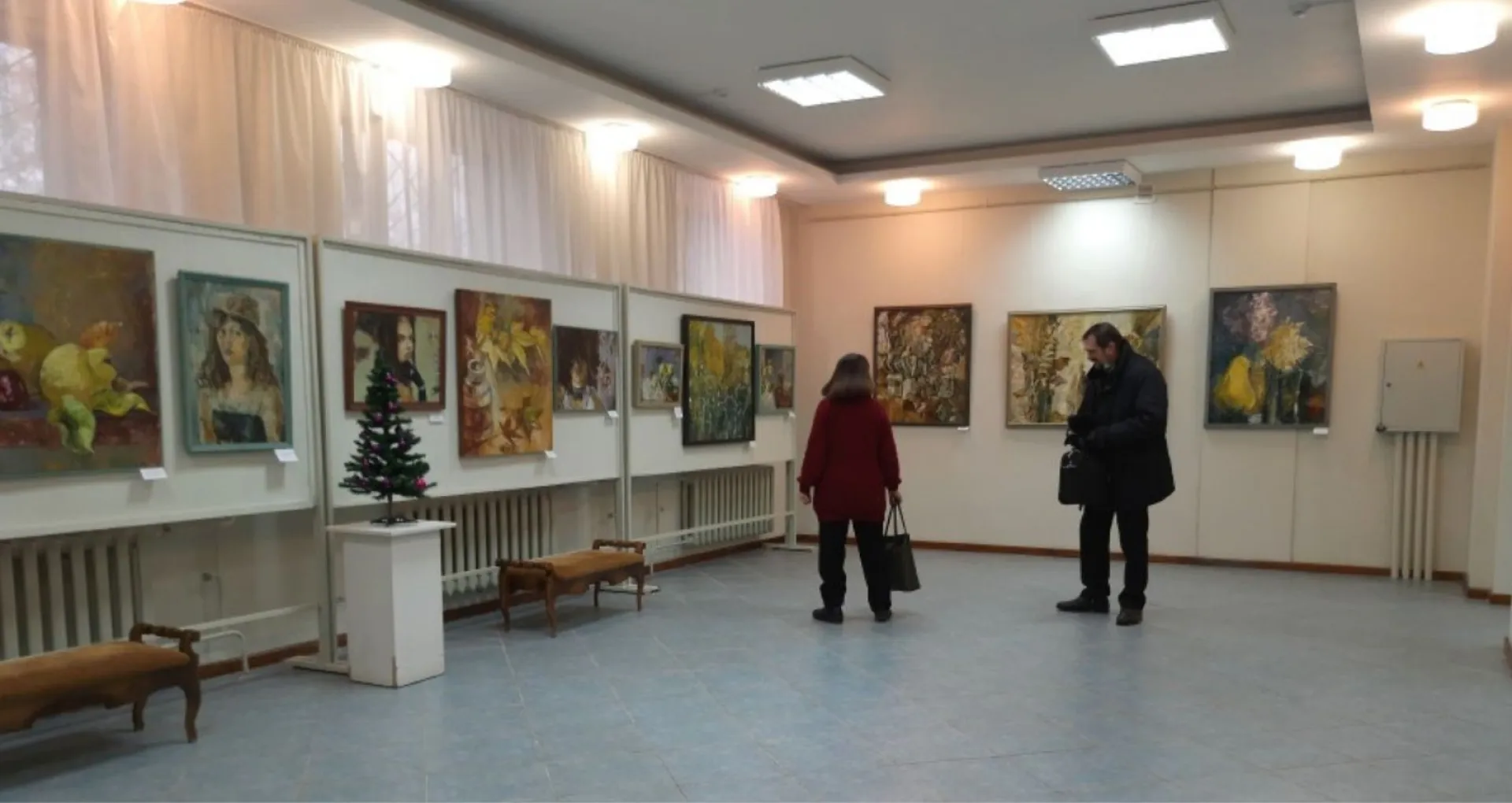 Выставка работ местных художников открылась в Рубцовске Выставка работ местных художников открылась в Рубцовске