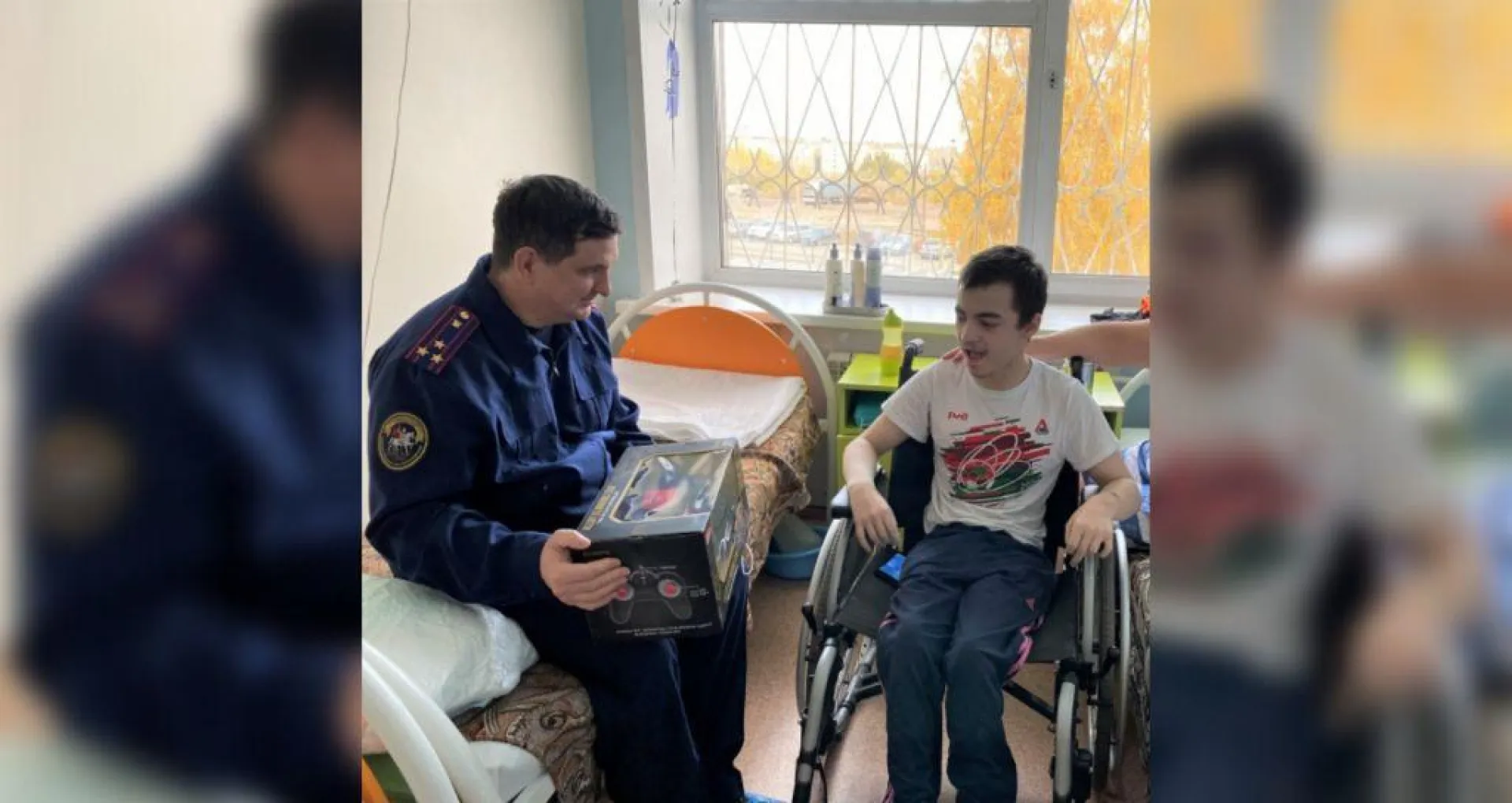 Следователи пришли в больницу к подростку с ДЦП, брошенному матерью