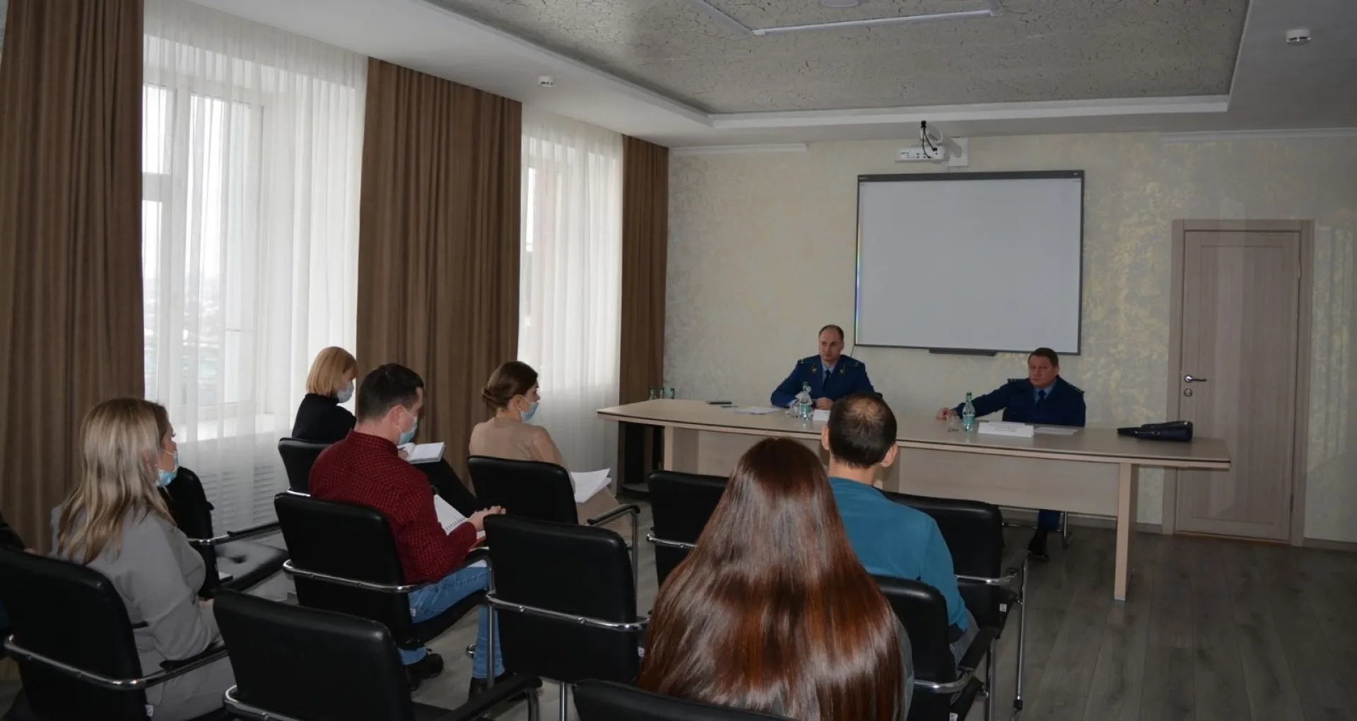 Первый заместитель Западно-Сибирского транспортного прокурора провел приём граждан в Барнауле