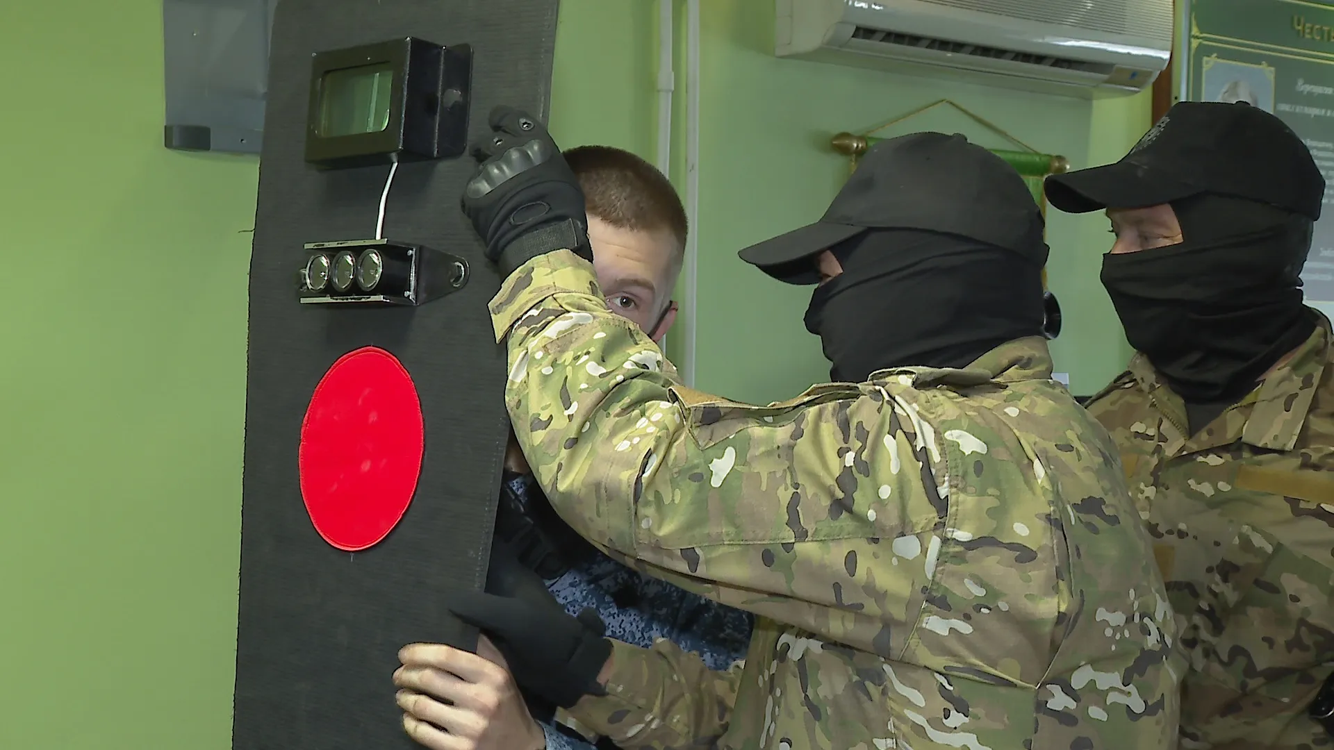 В Алтайской таможне прошёл день открытых дверей